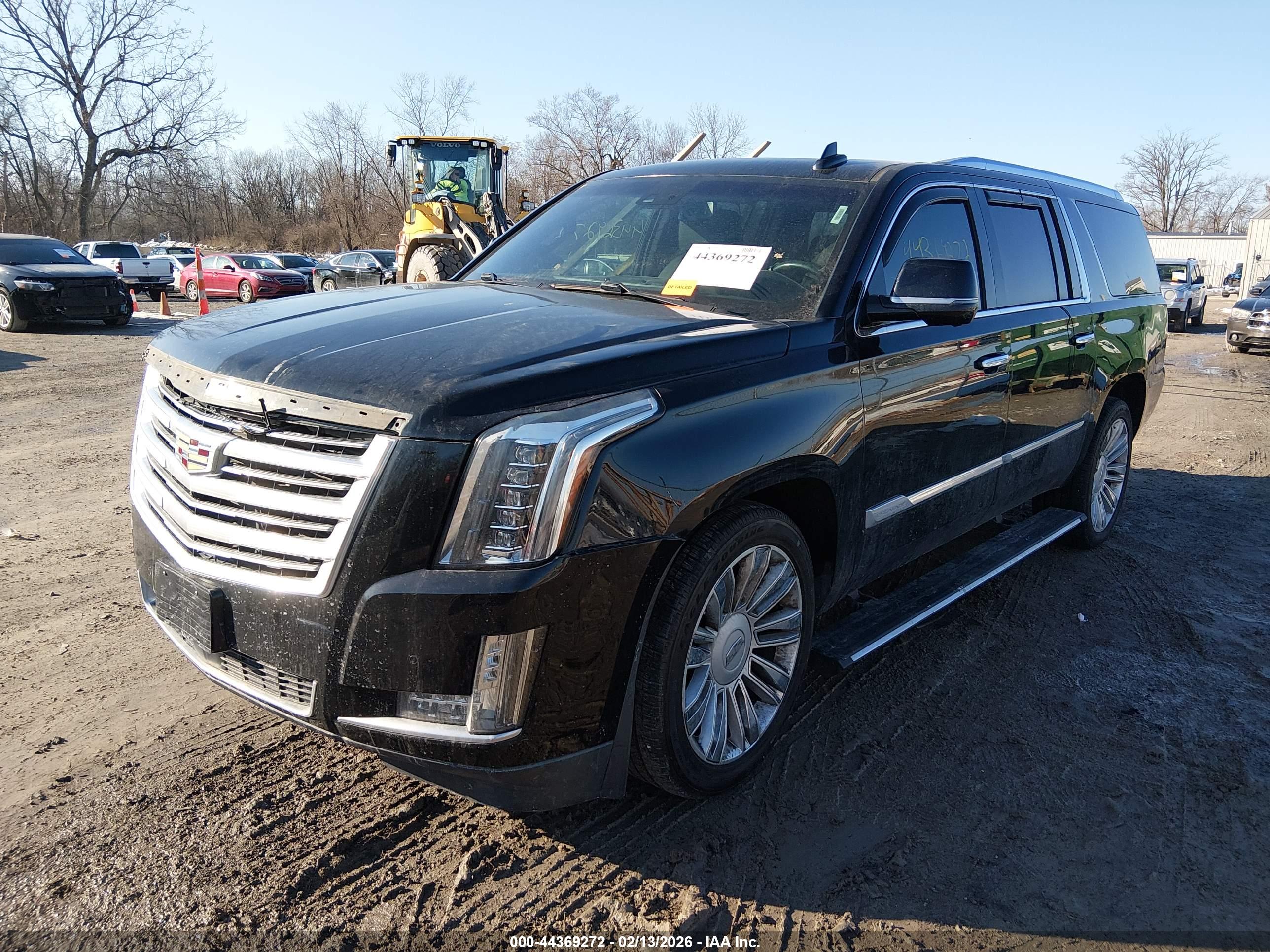 CADILLAC ESCALADE image 2