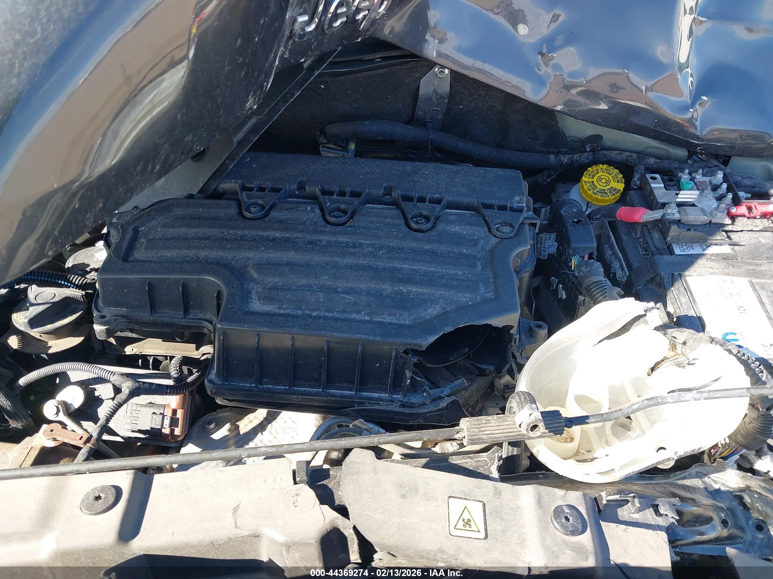 JEEP RENEGADE image 10