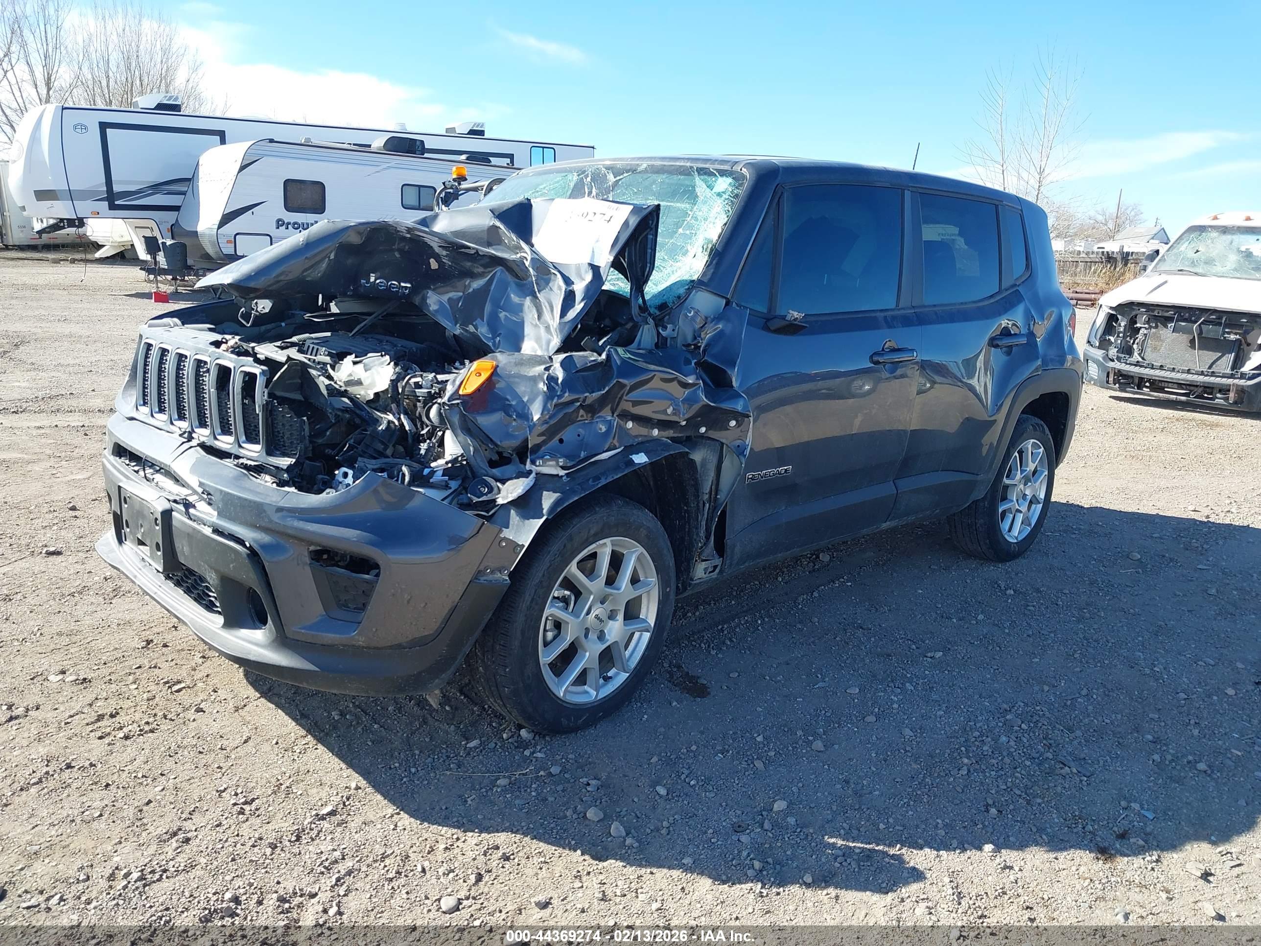 JEEP RENEGADE image 2
