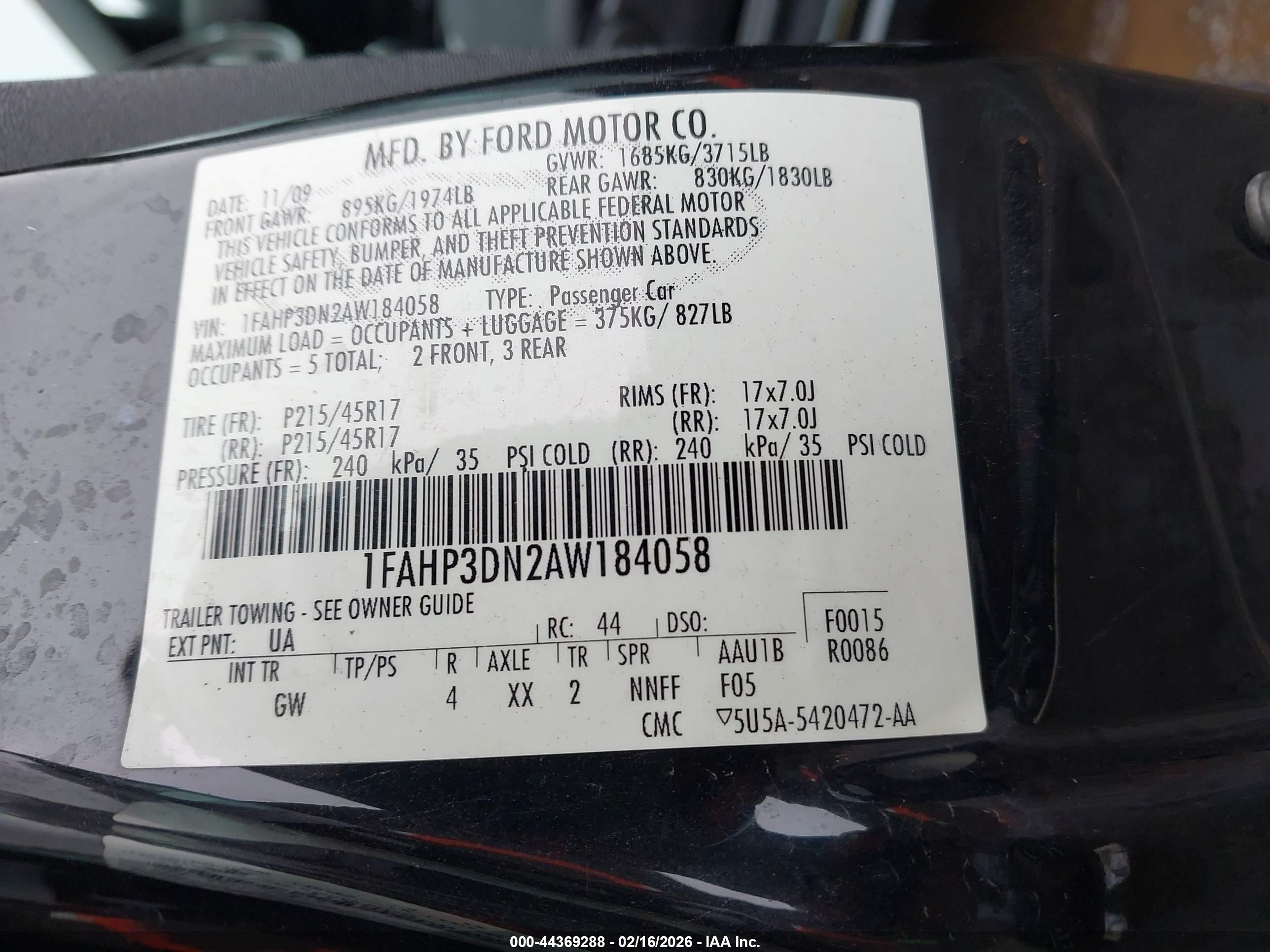 FORD FOCUS image 9