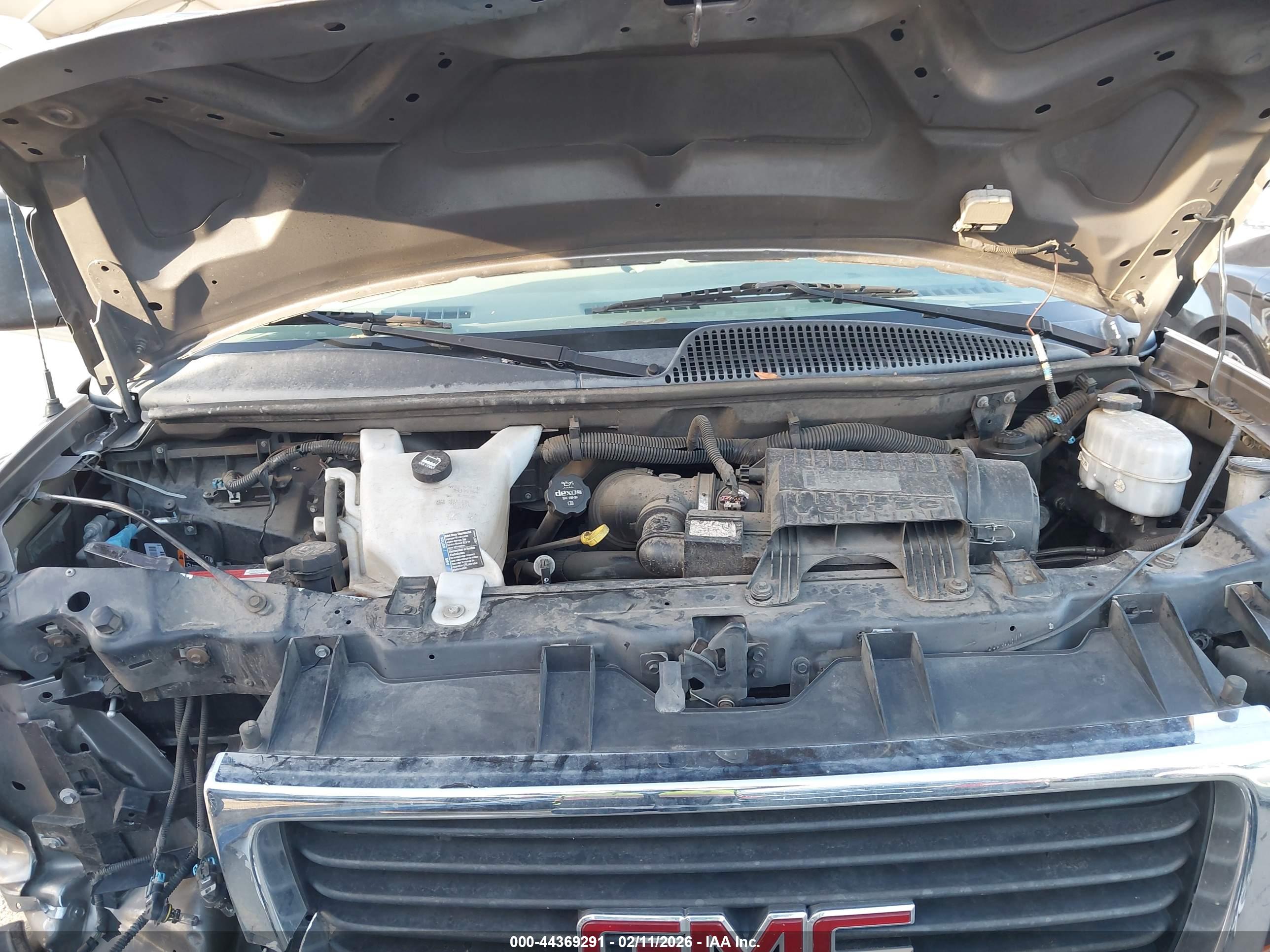 GMC SAVANA image 10
