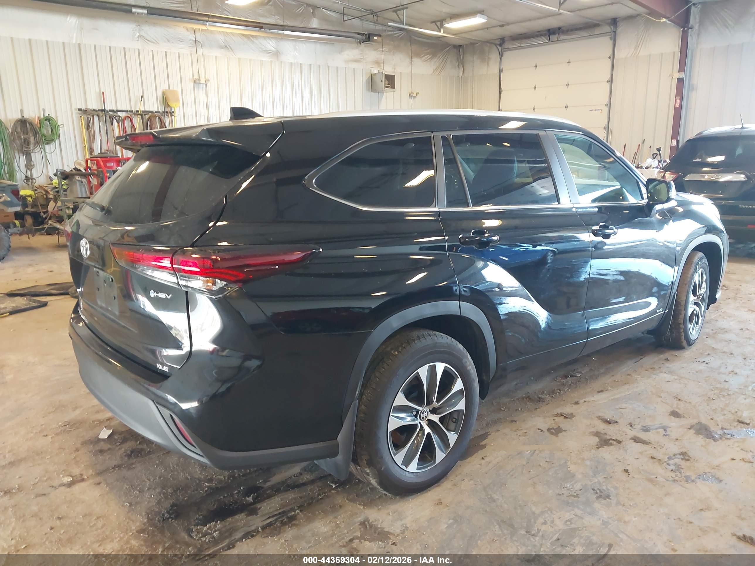 TOYOTA HIGHLANDER image 4