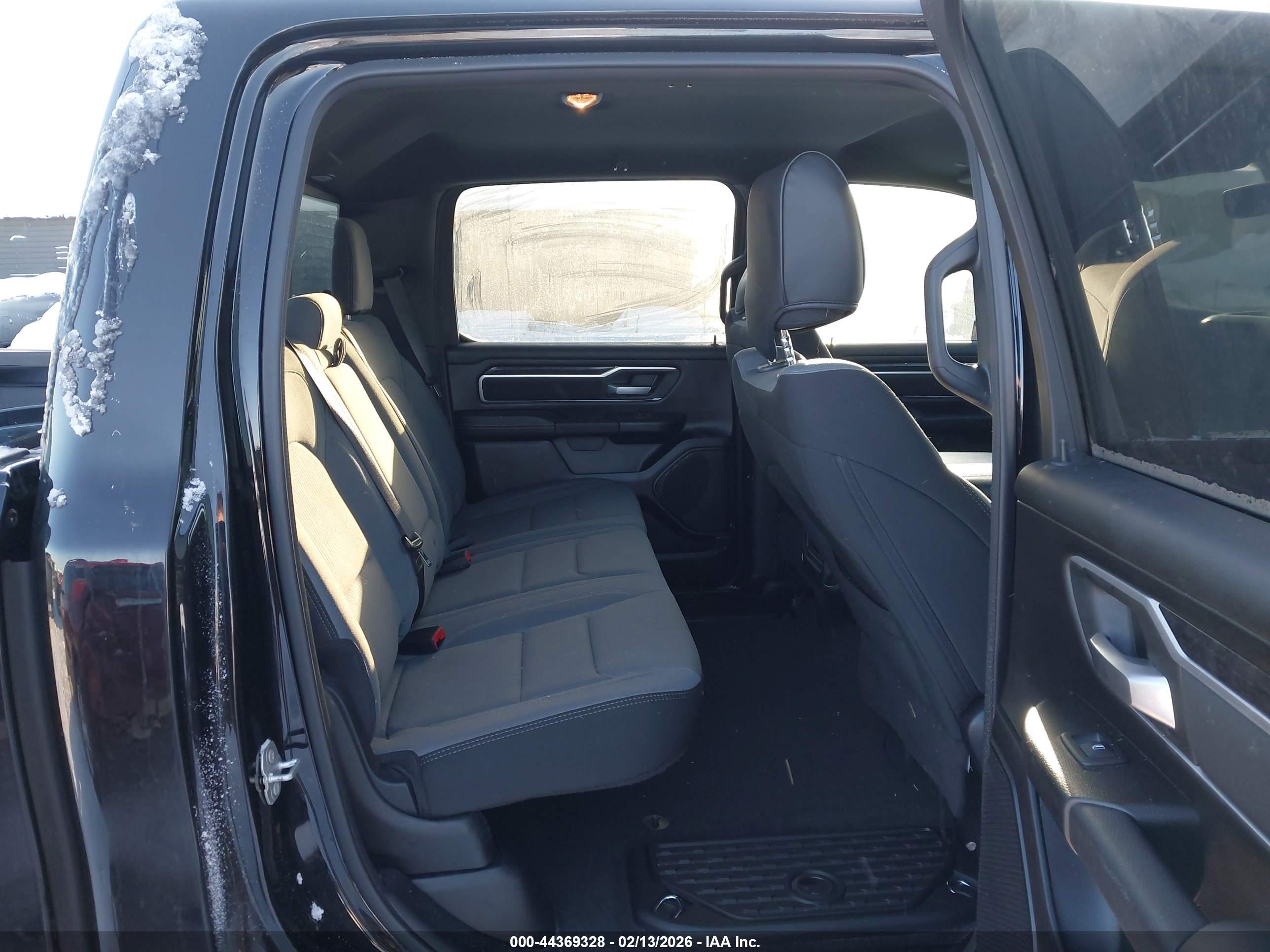 RAM 1500 image 8