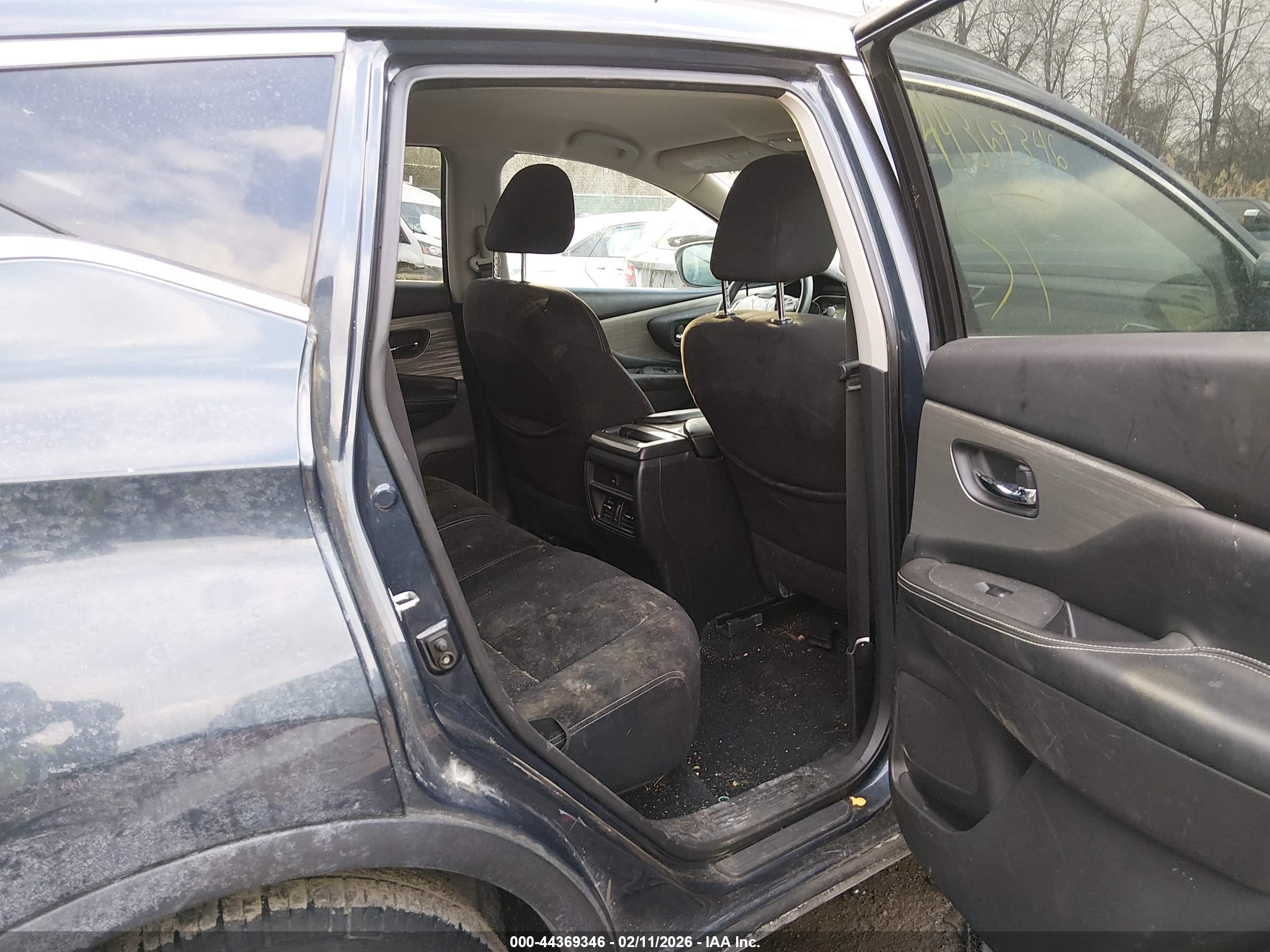 NISSAN MURANO image 8