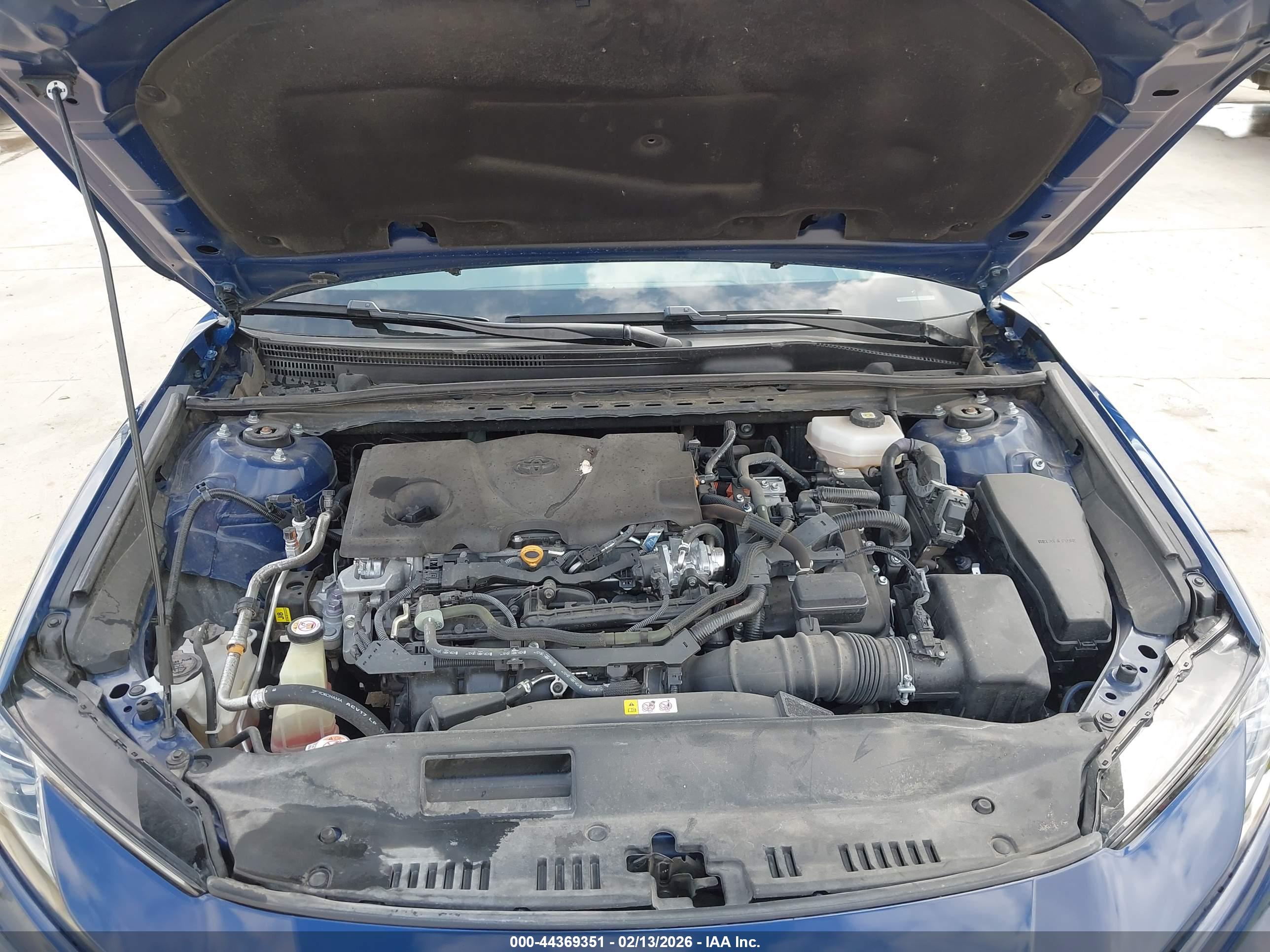 TOYOTA CAMRY image 10