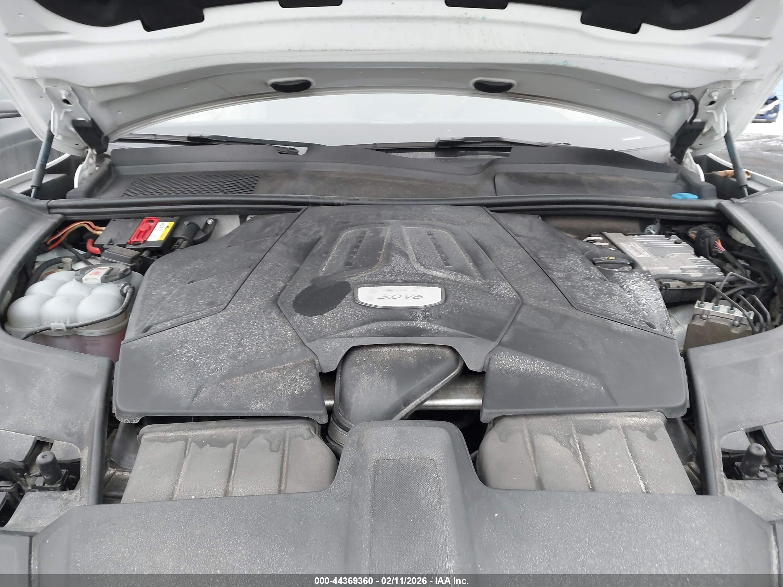 PORSCHE CAYENNE image 10