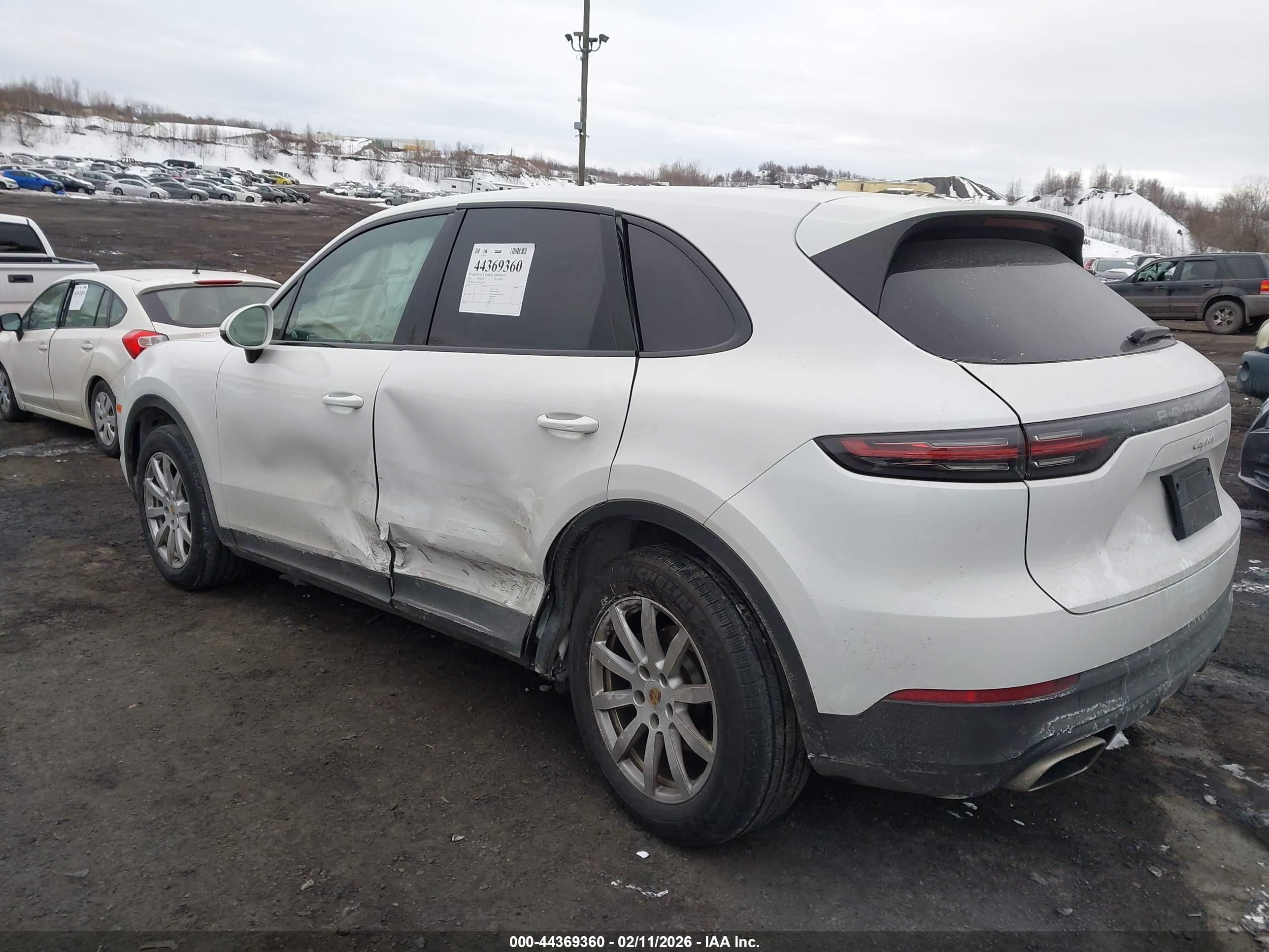 PORSCHE CAYENNE image 3