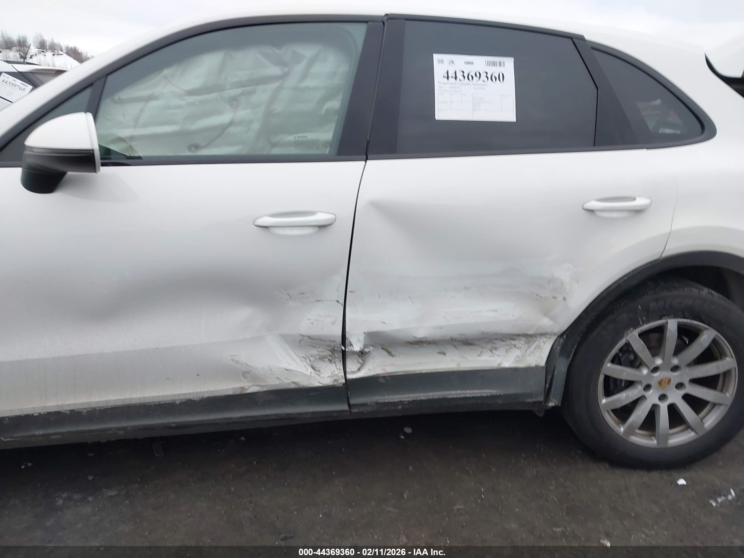 PORSCHE CAYENNE image 6