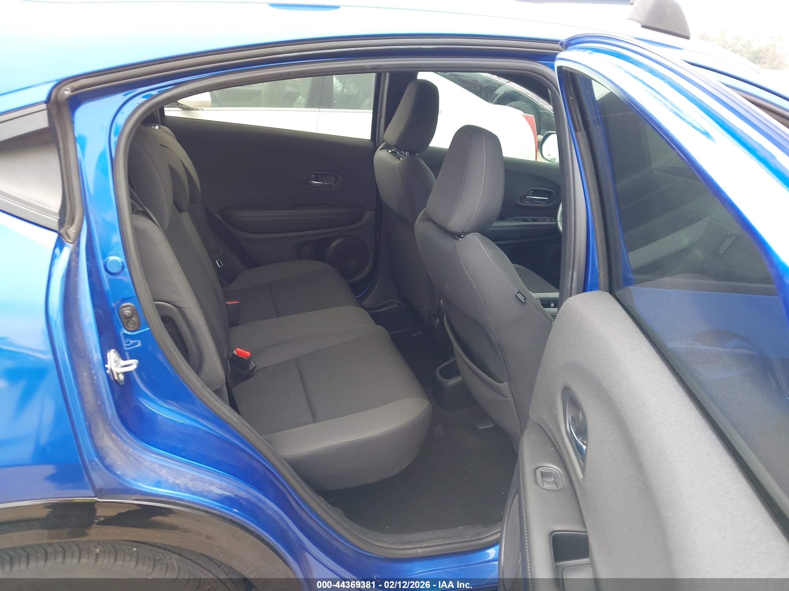 HONDA HR-V image 8