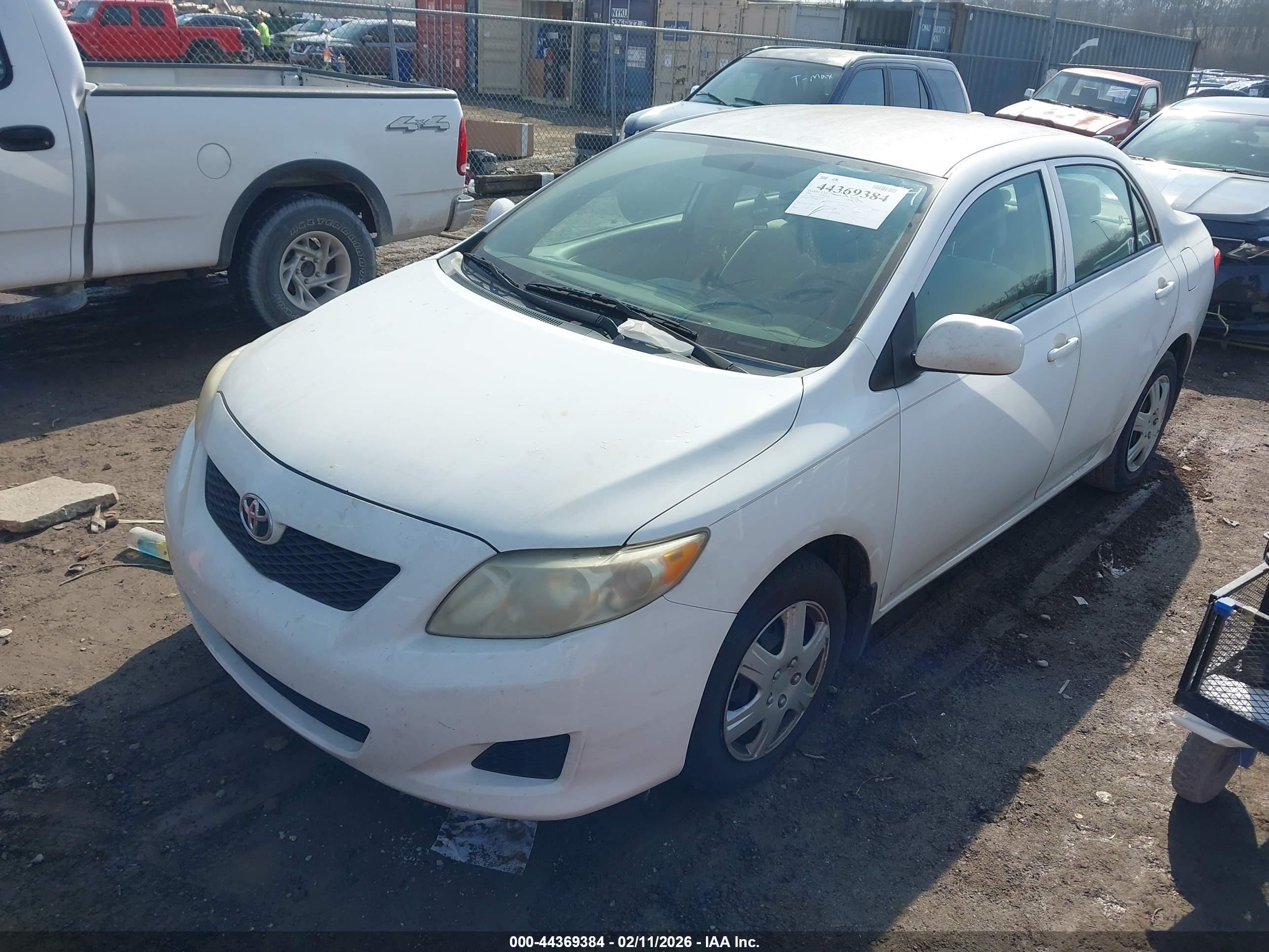 TOYOTA COROLLA image 2
