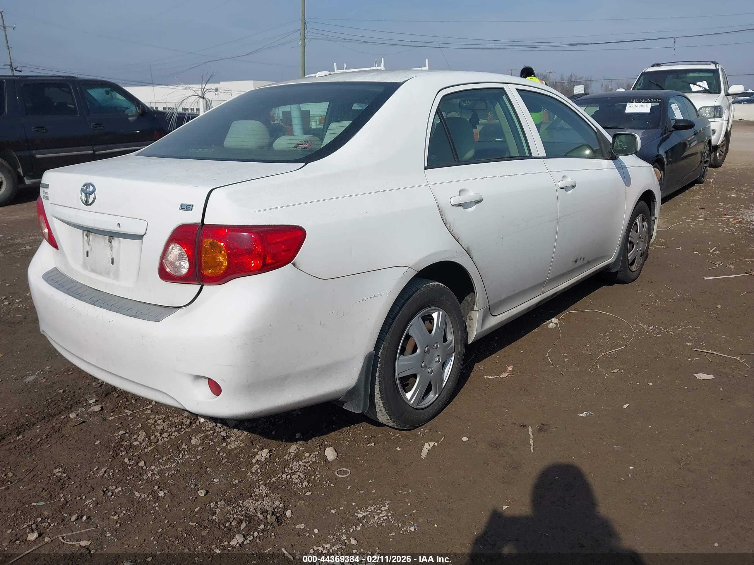 TOYOTA COROLLA image 4