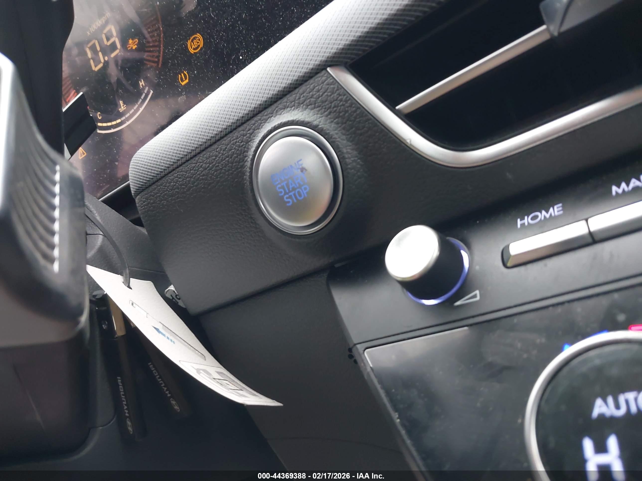 HYUNDAI SONATA image 11