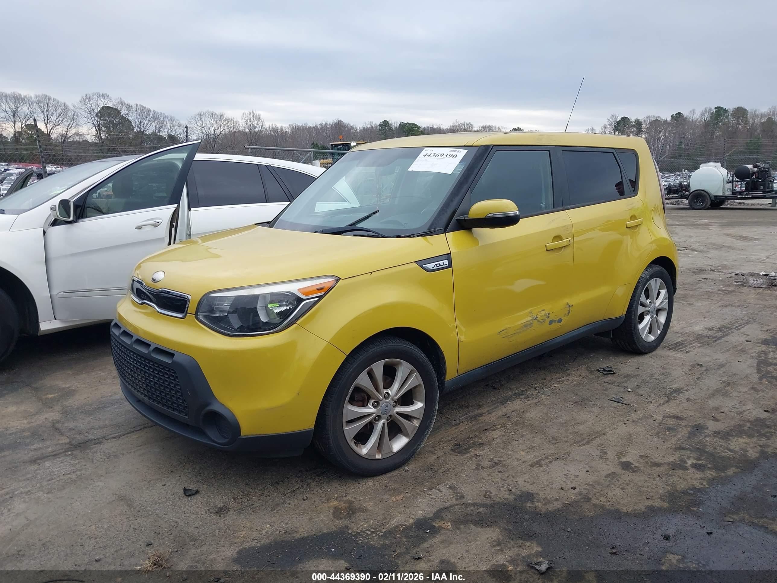 KIA SOUL image 2