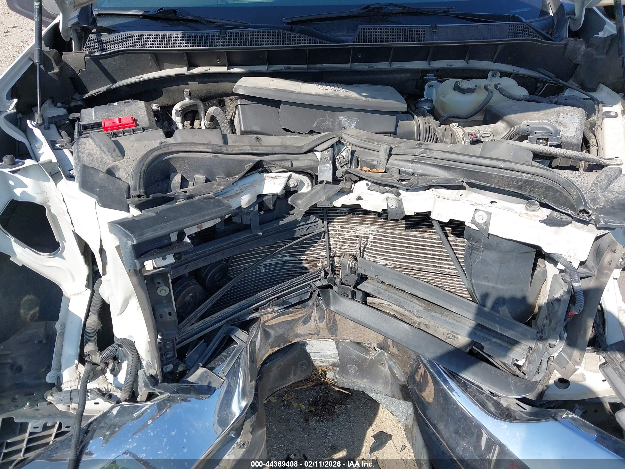 CHEVROLET SILVERADO image 10