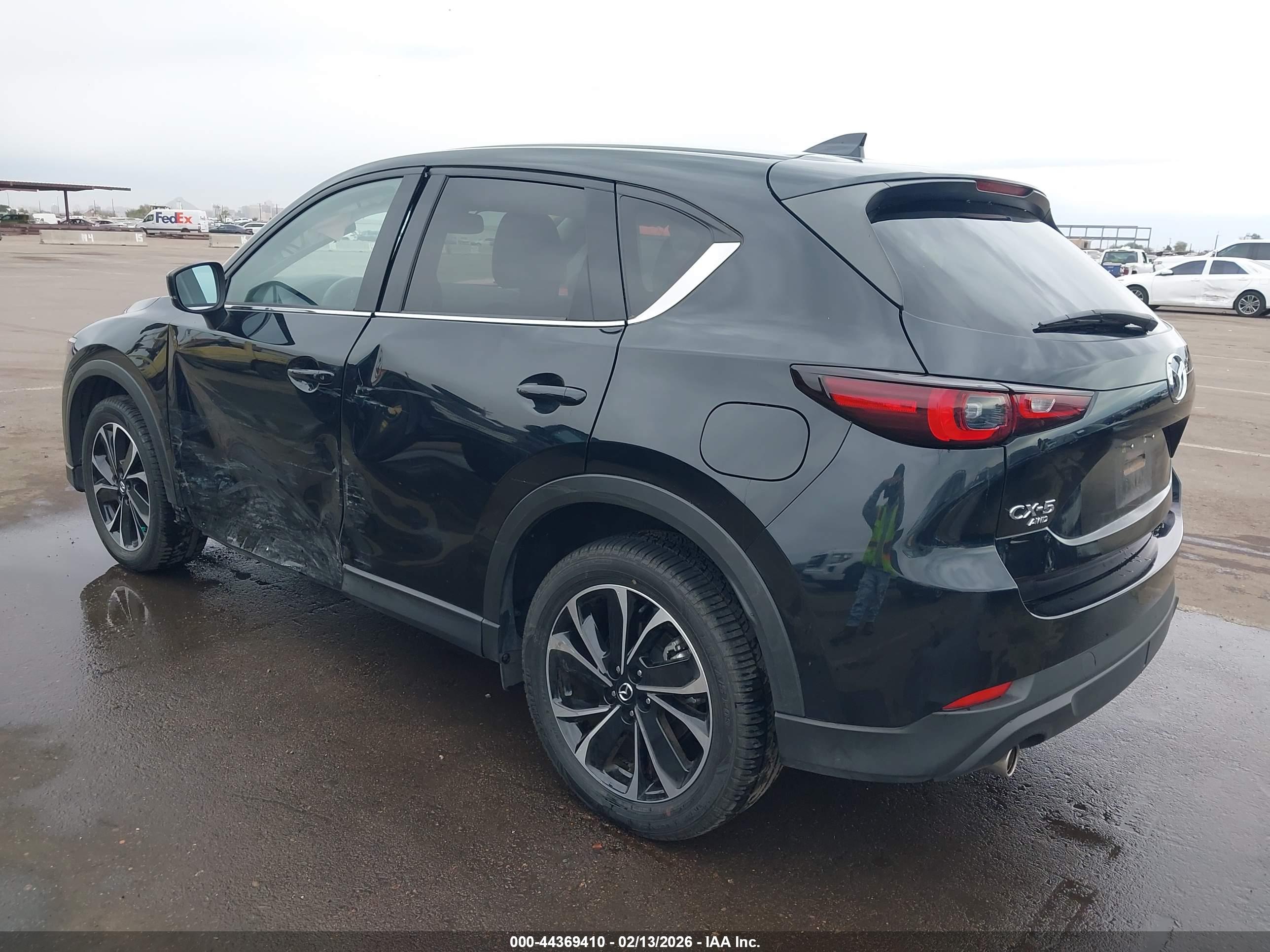 MAZDA CX-5 image 3