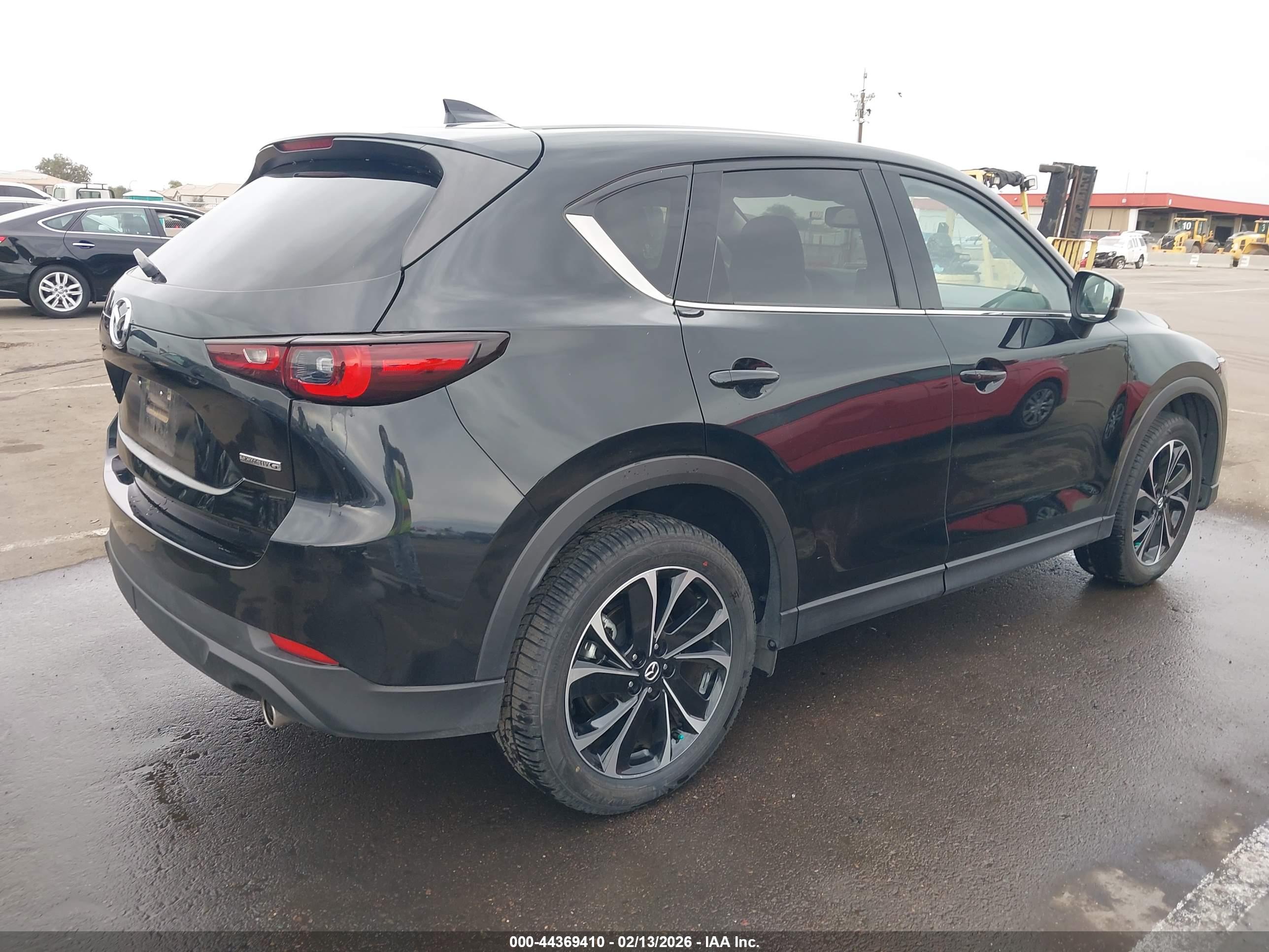 MAZDA CX-5 image 4