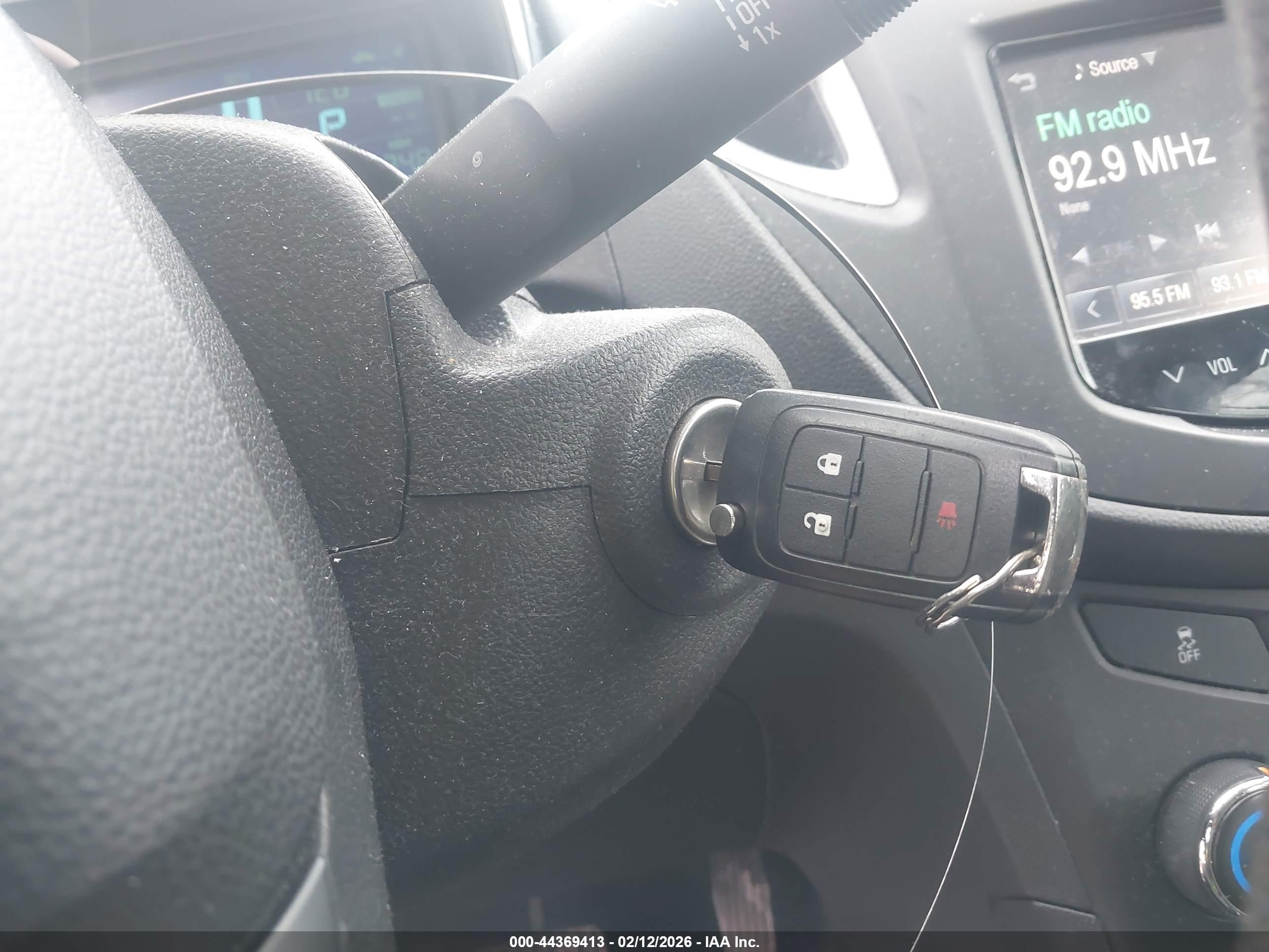 CHEVROLET TRAX image 11