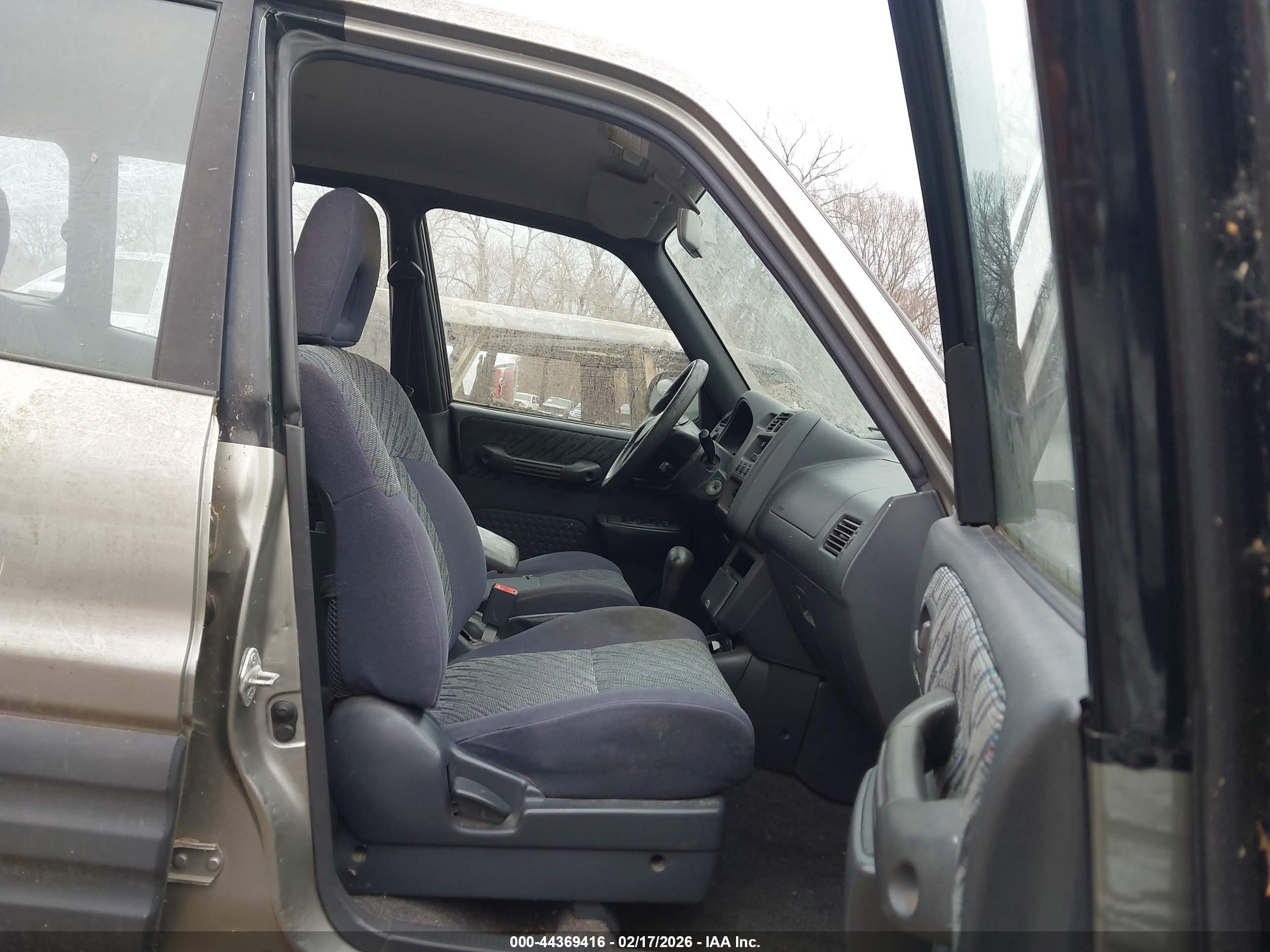 TOYOTA RAV4 image 5