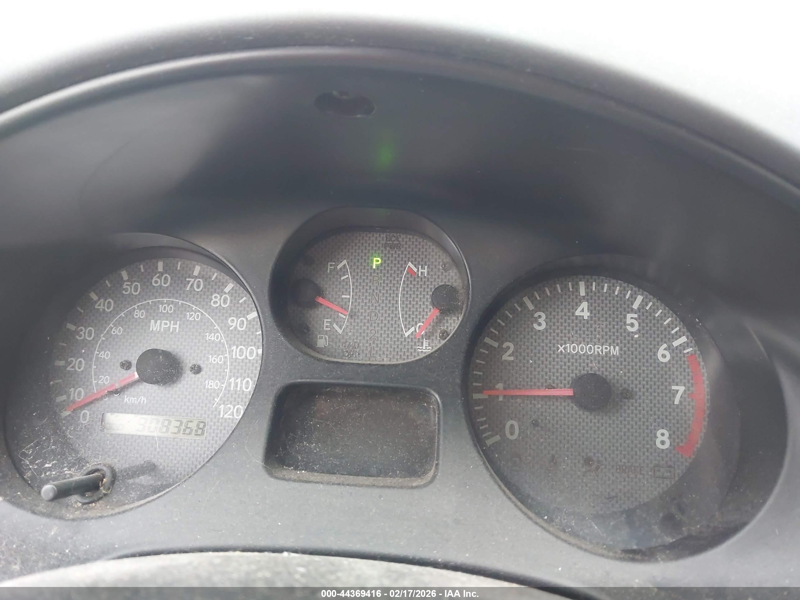 TOYOTA RAV4 image 7
