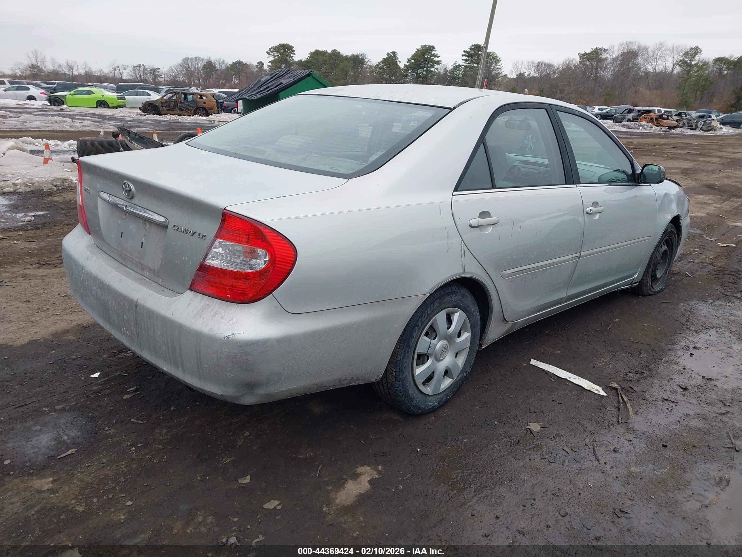 TOYOTA CAMRY image 4