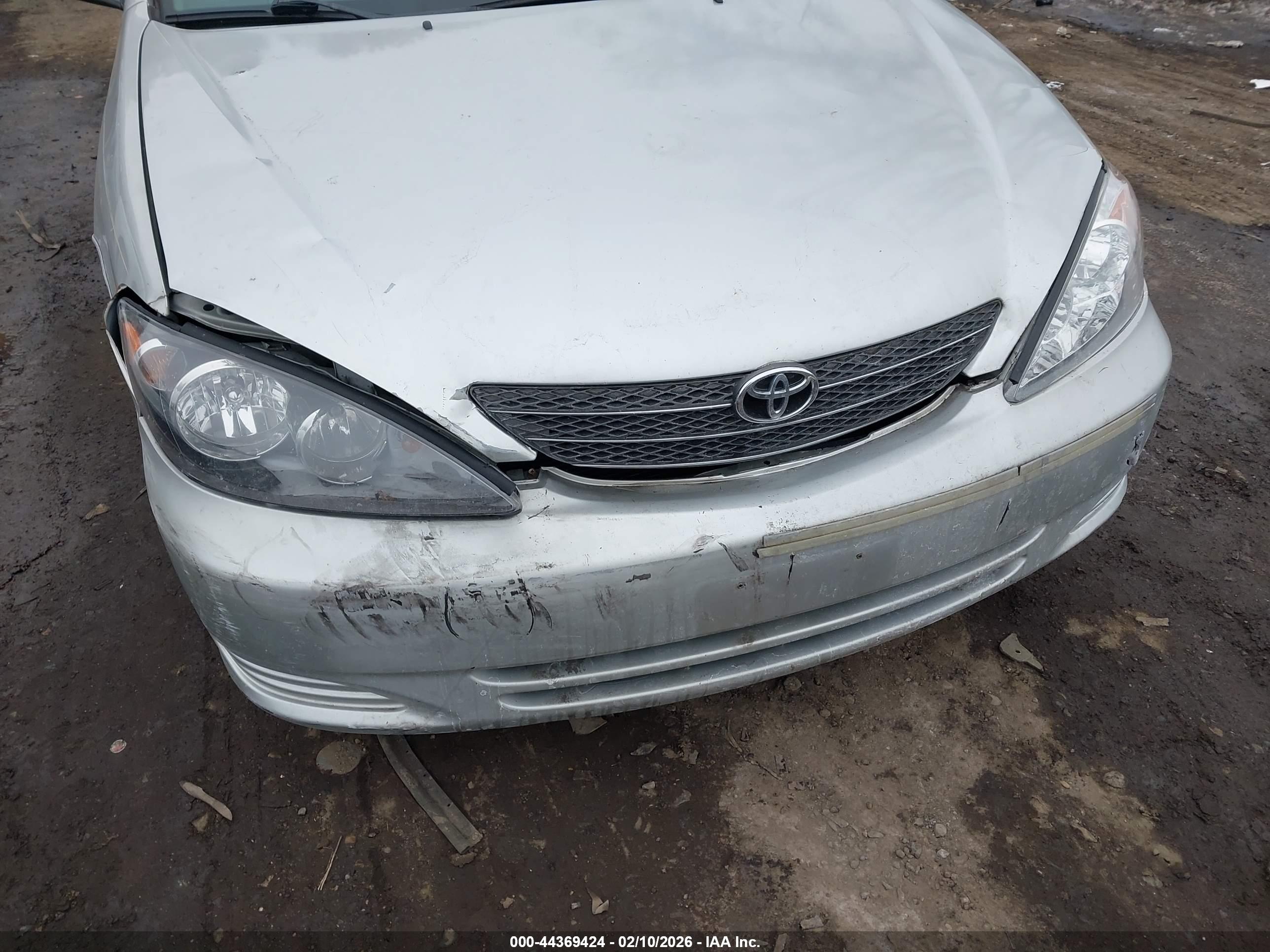 TOYOTA CAMRY image 6