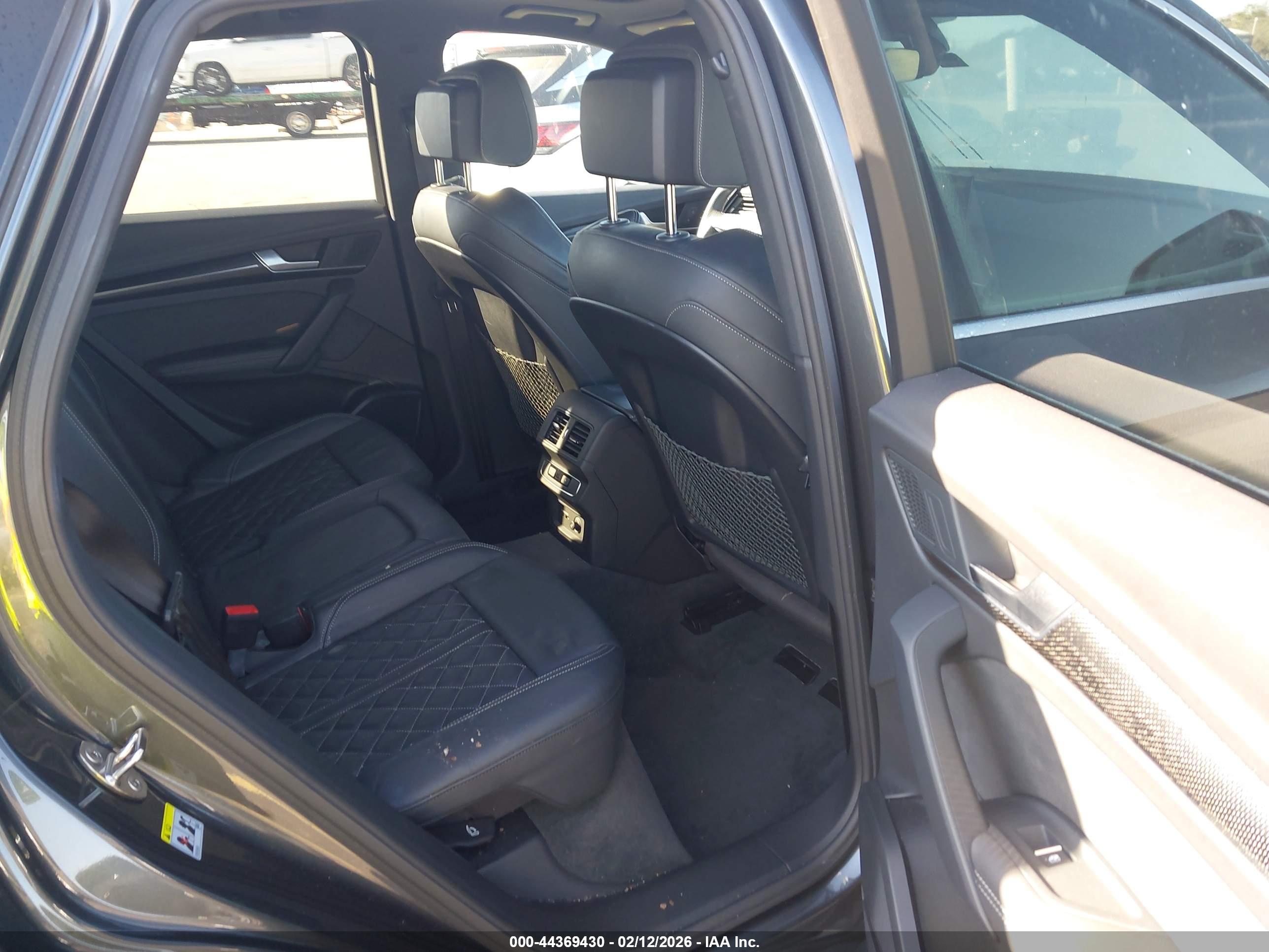 AUDI SQ5 image 8