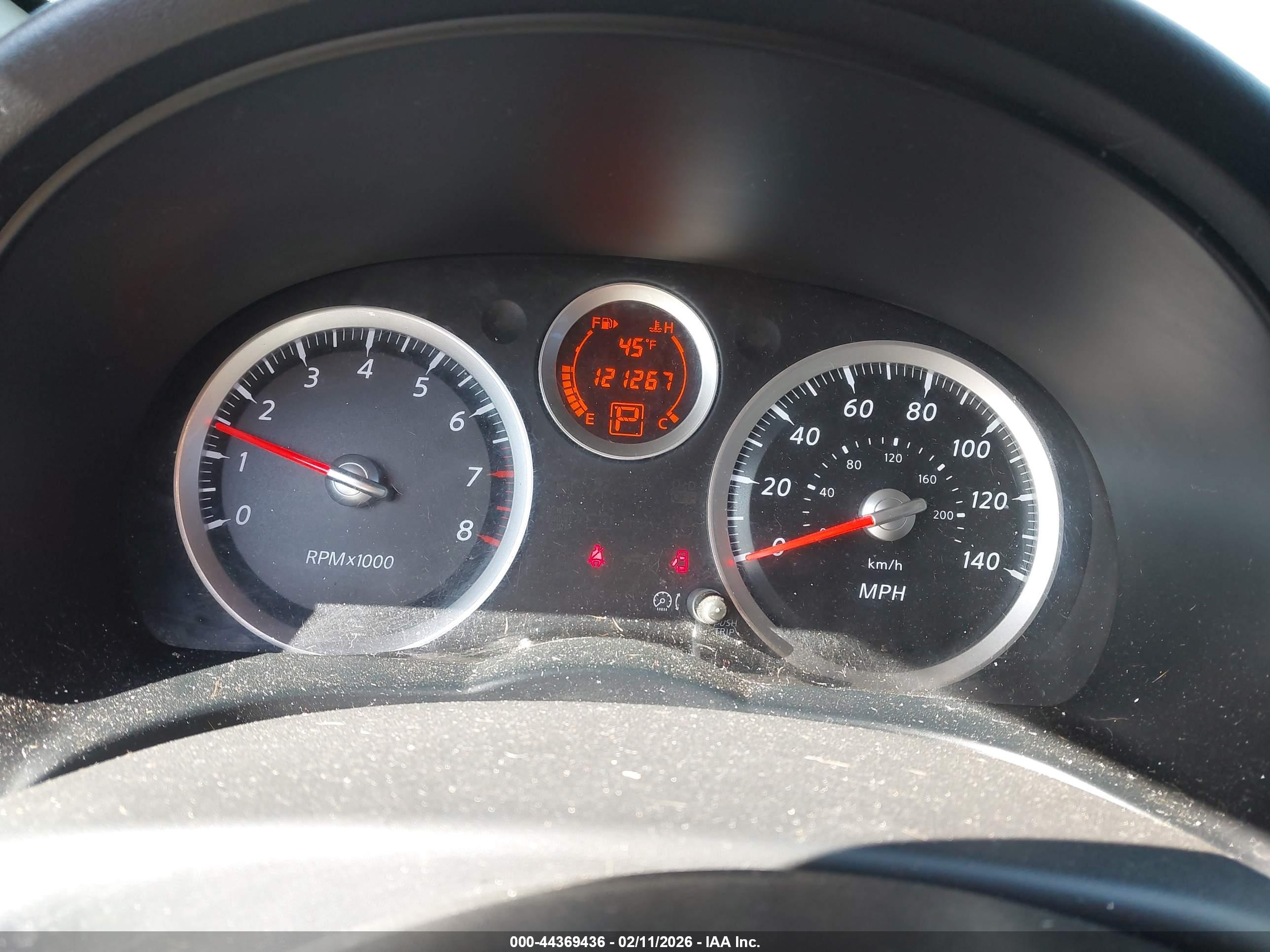 NISSAN SENTRA image 7