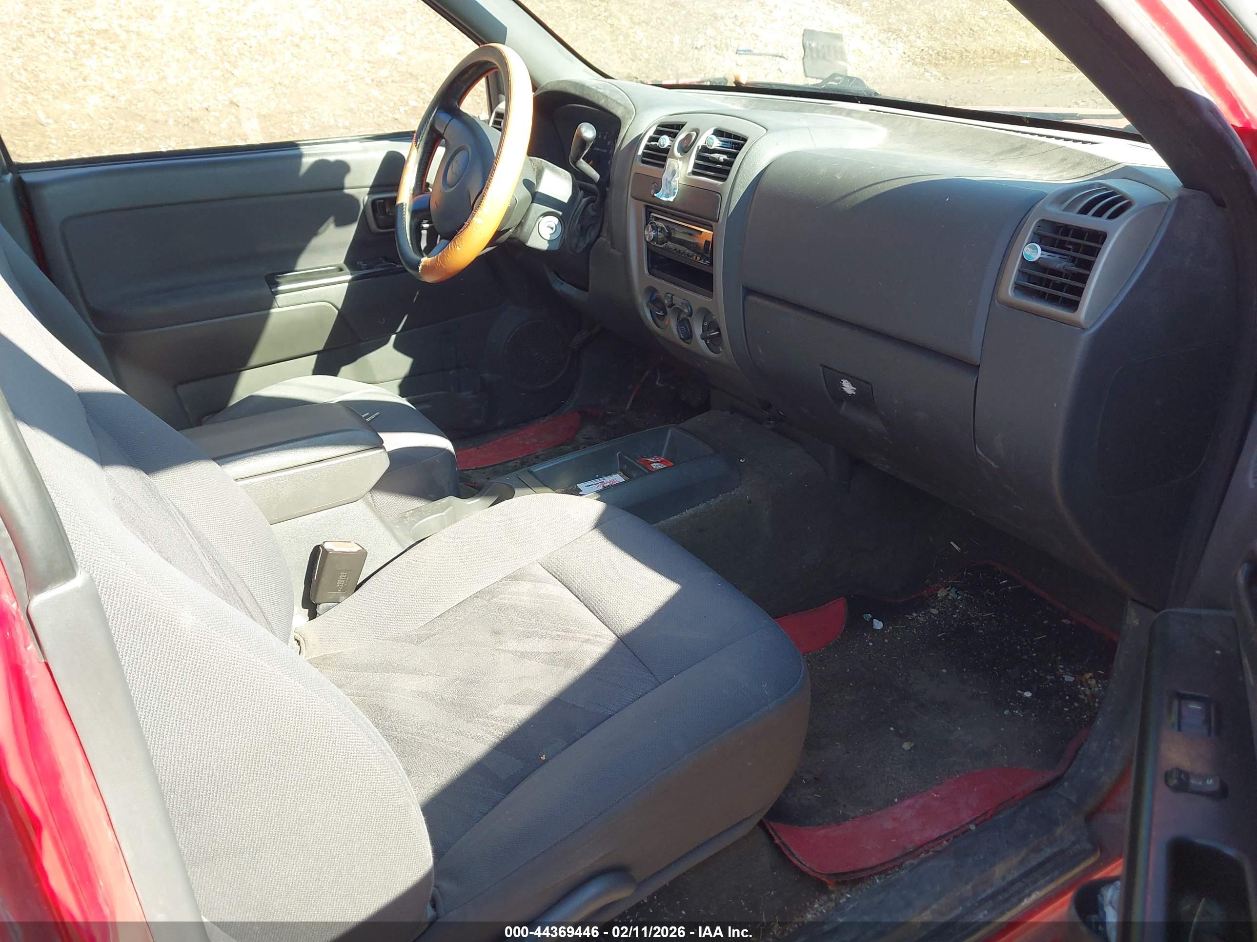CHEVROLET COLORADO image 5