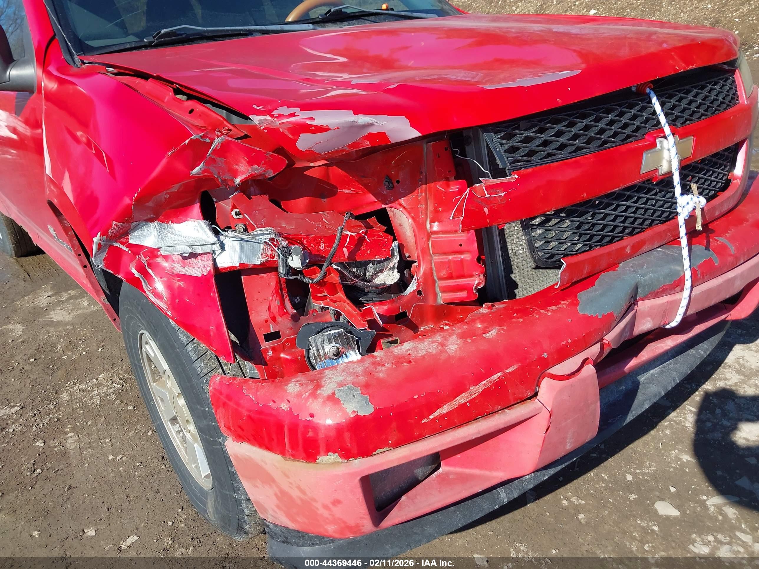 CHEVROLET COLORADO image 6