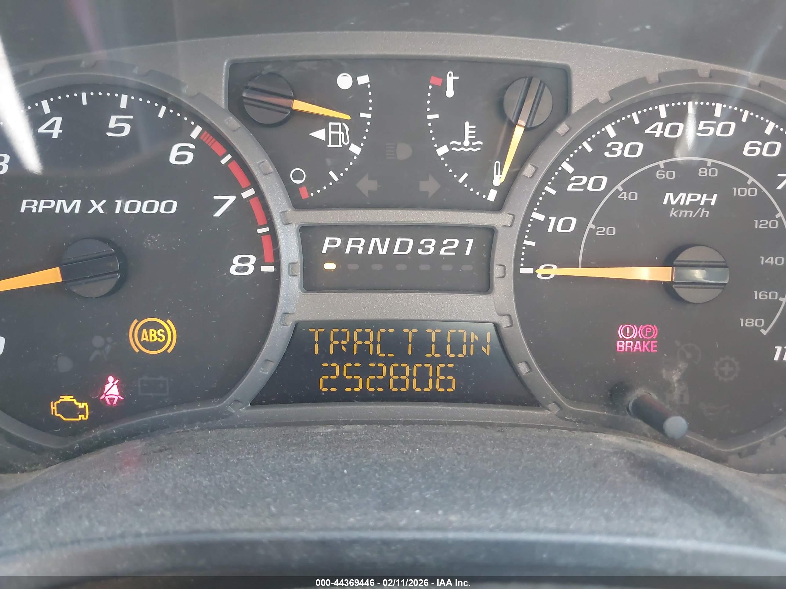 CHEVROLET COLORADO image 7