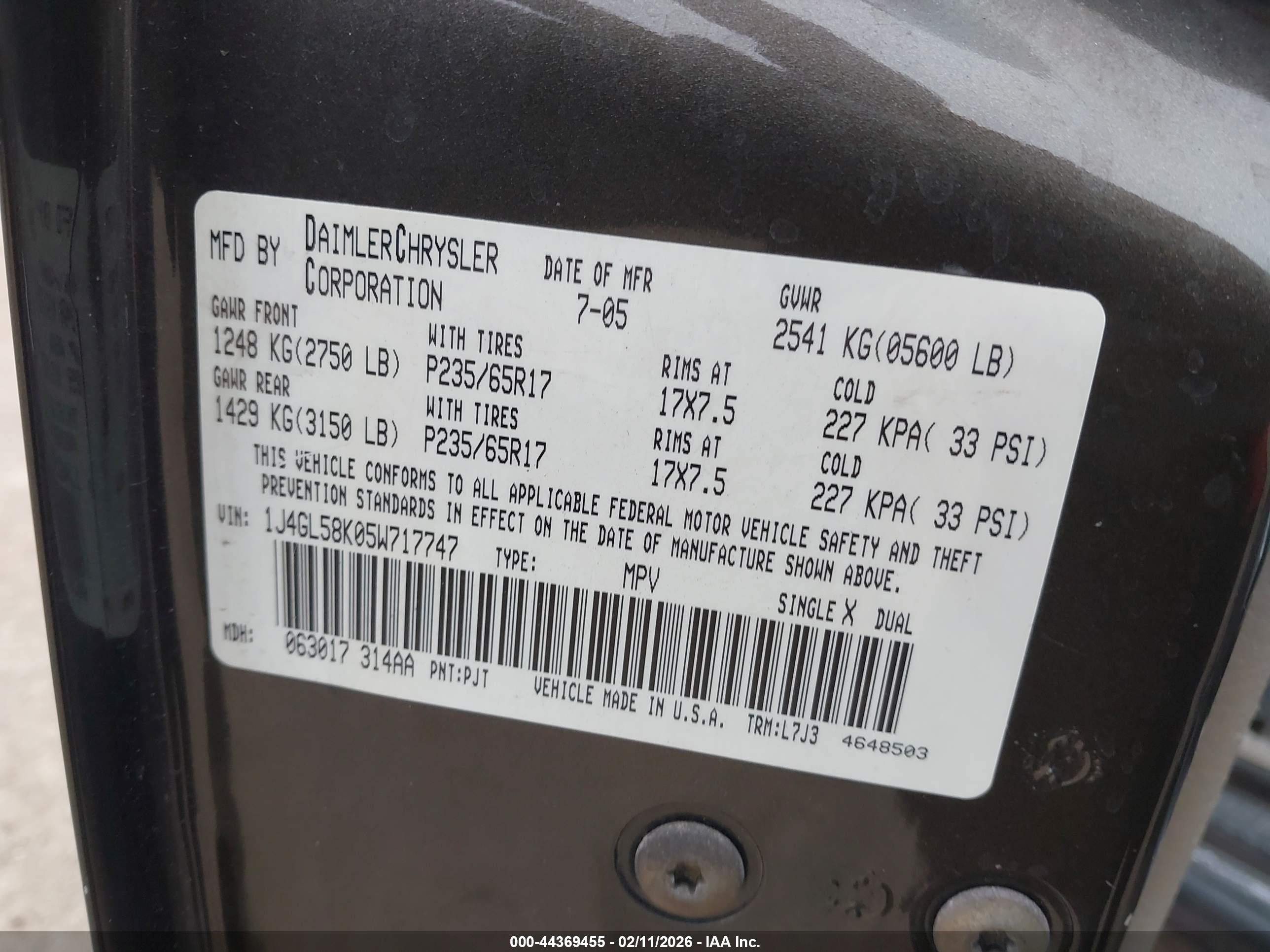 JEEP LIBERTY image 9