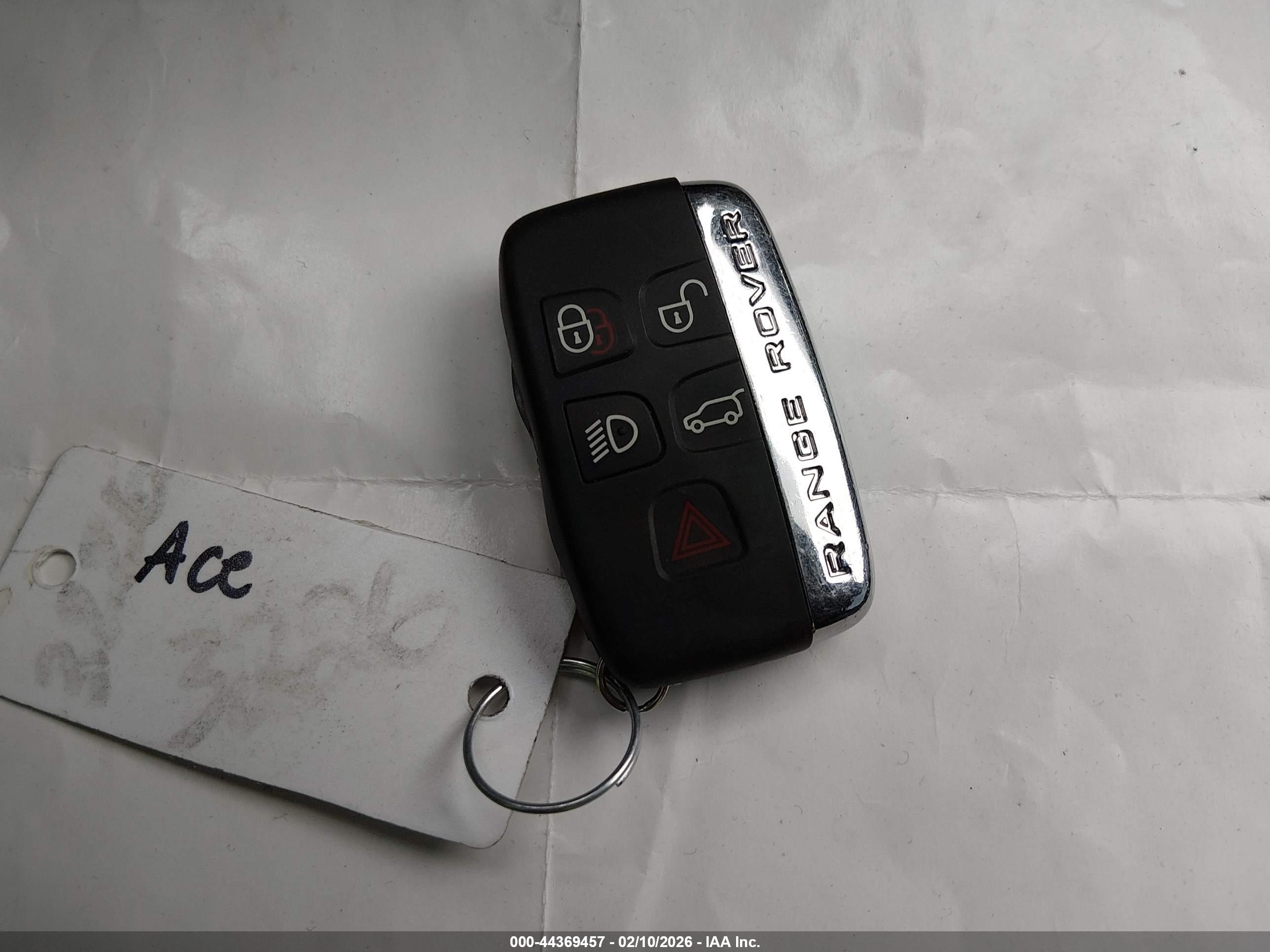 LAND ROVER image 11