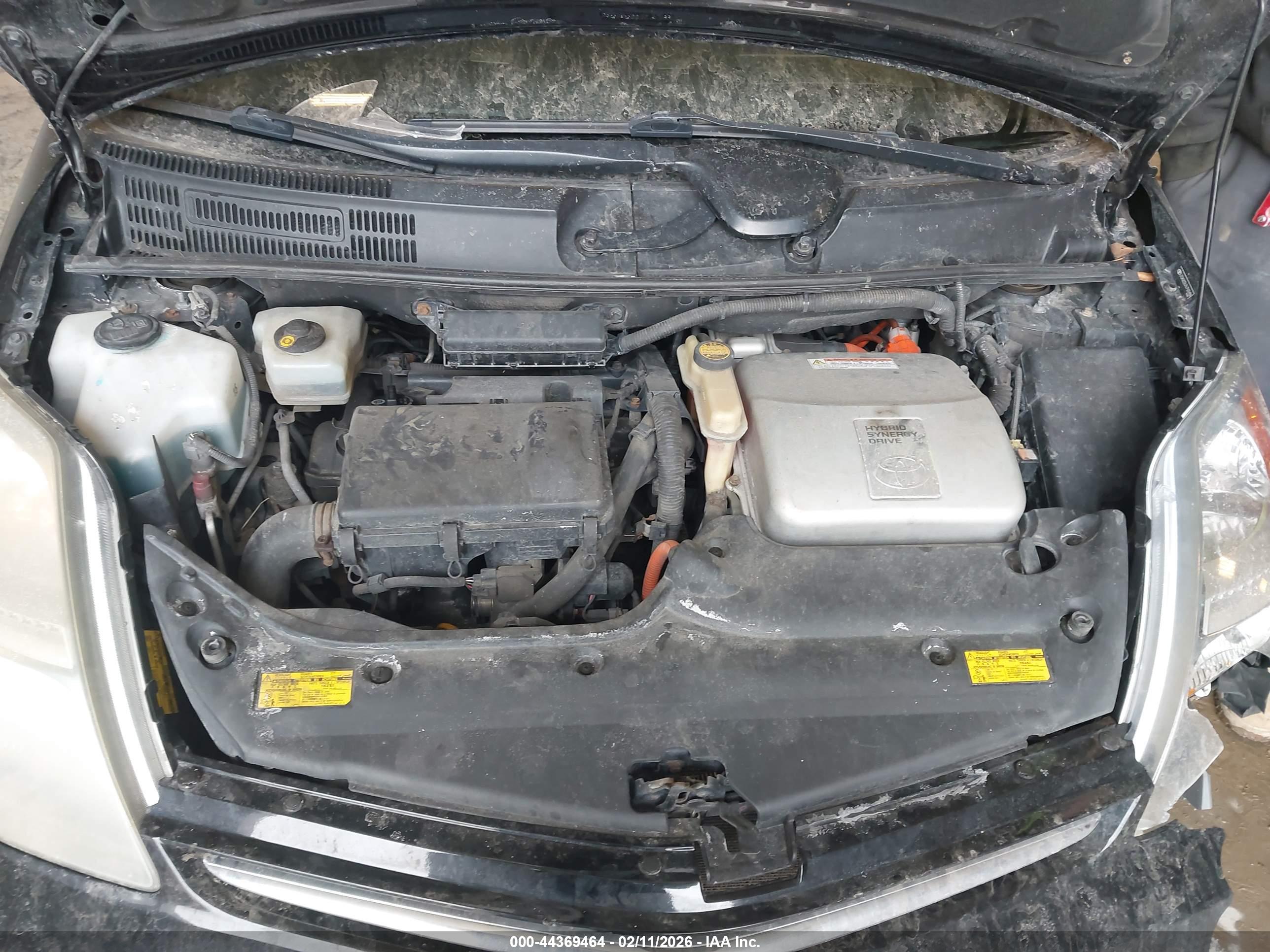 TOYOTA PRIUS image 10