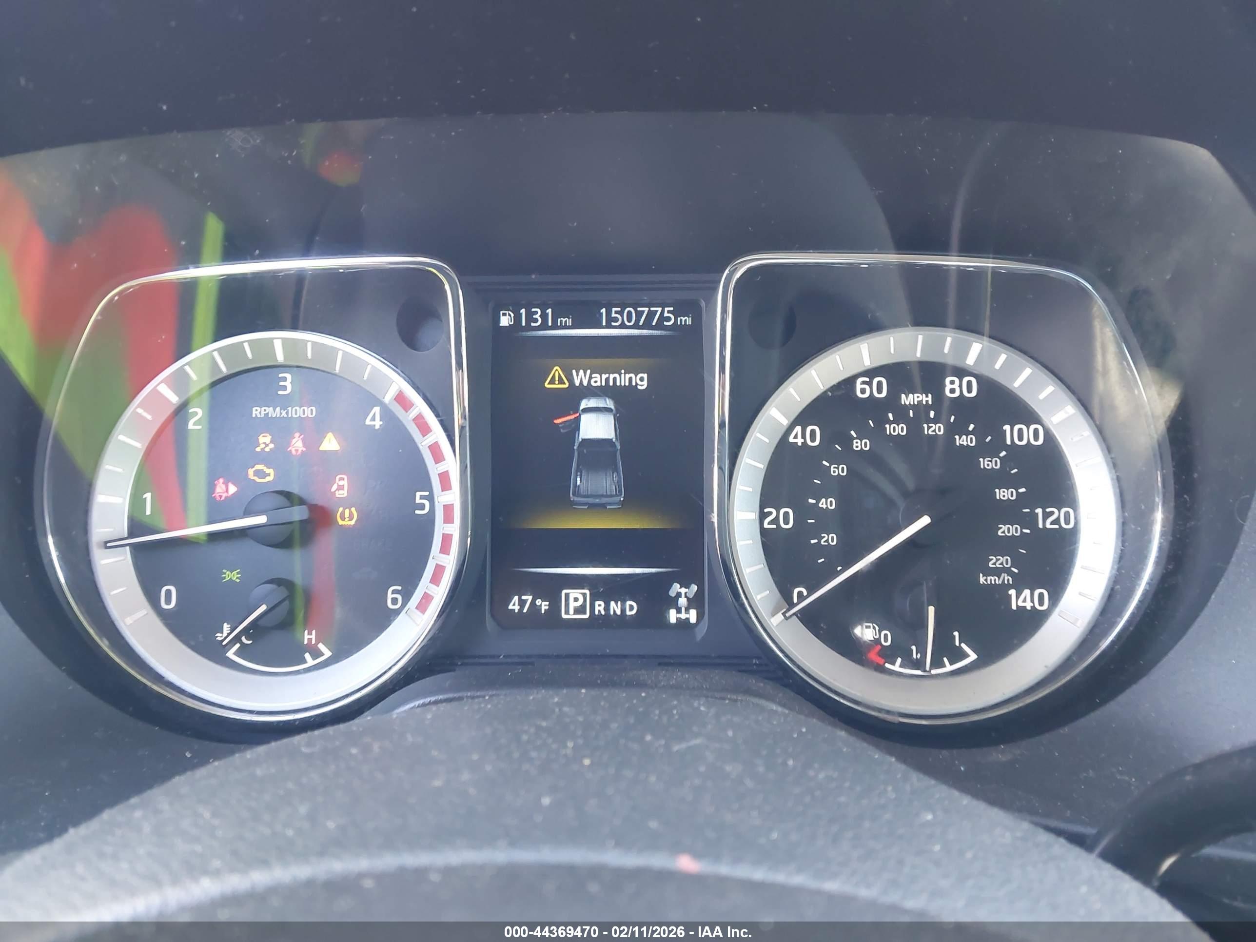 NISSAN TITAN image 7