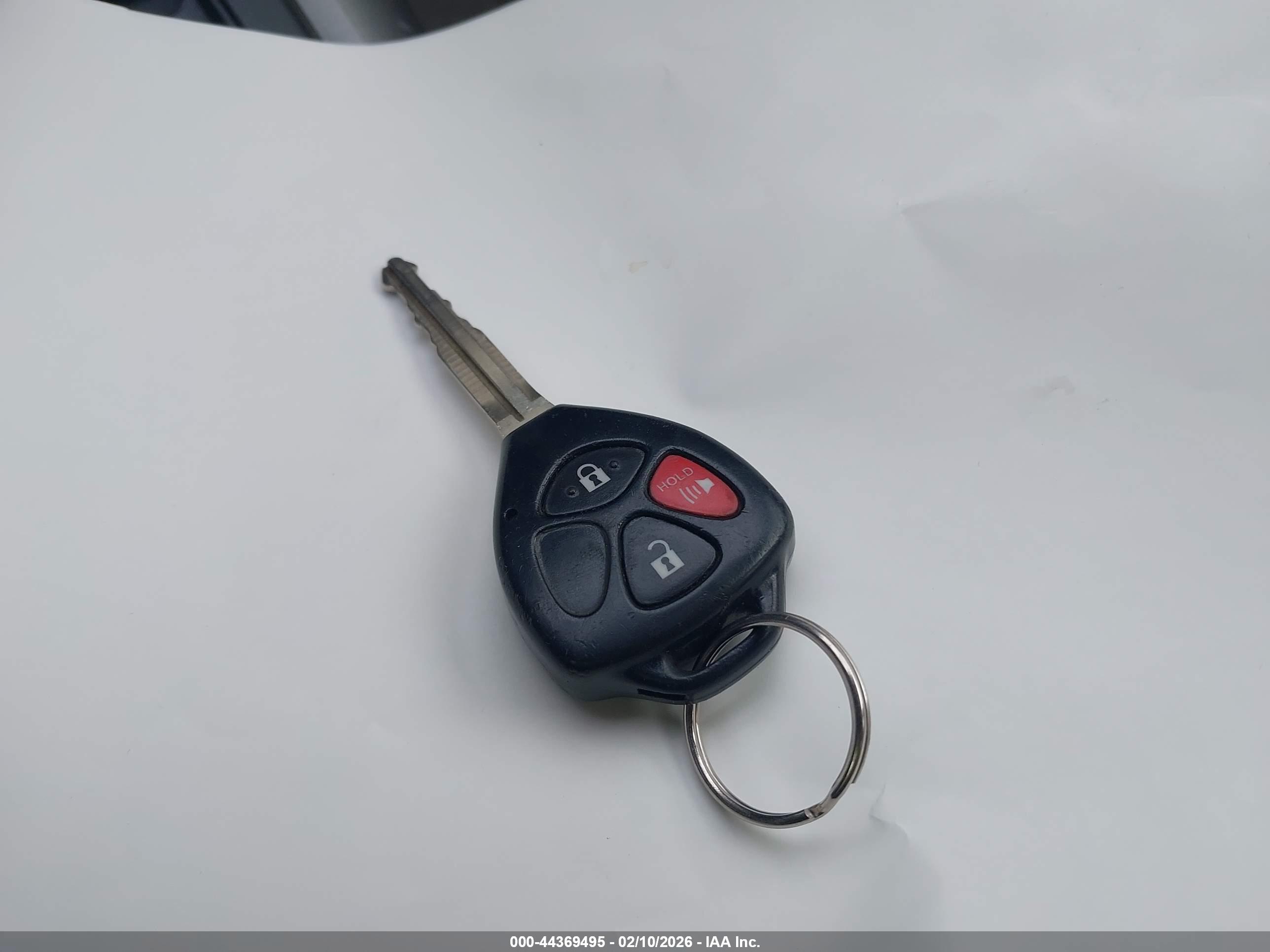 TOYOTA RAV4 image 11