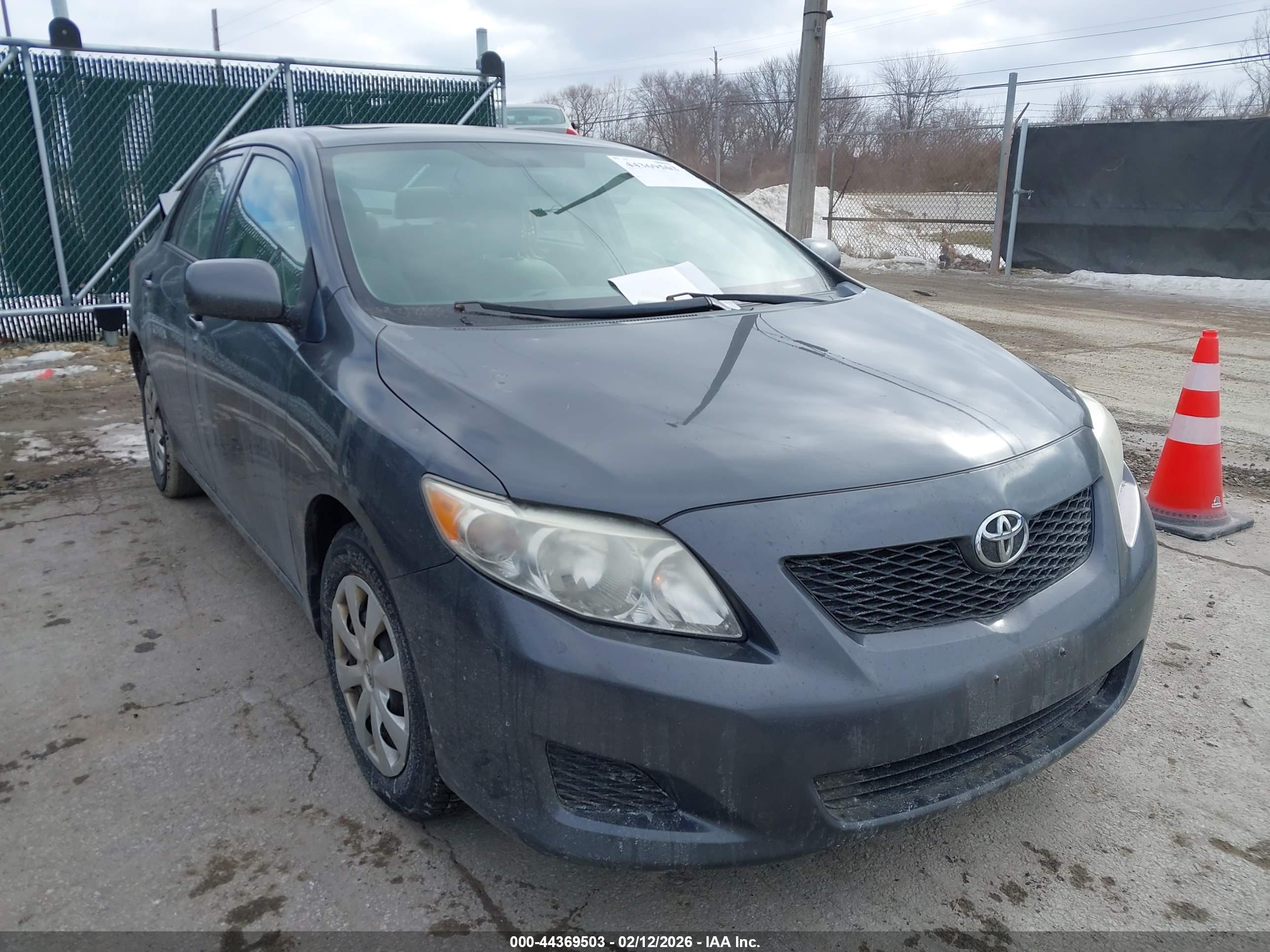 TOYOTA COROLLA image 6