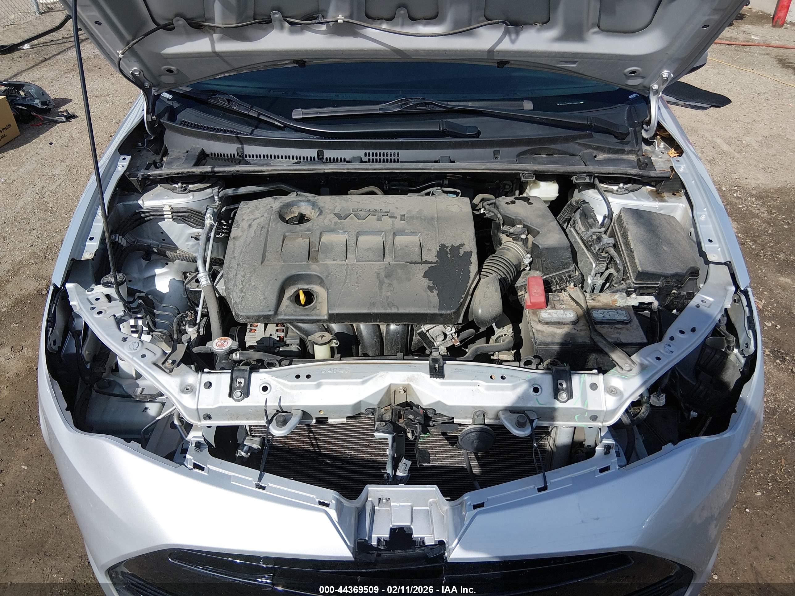 TOYOTA COROLLA image 10