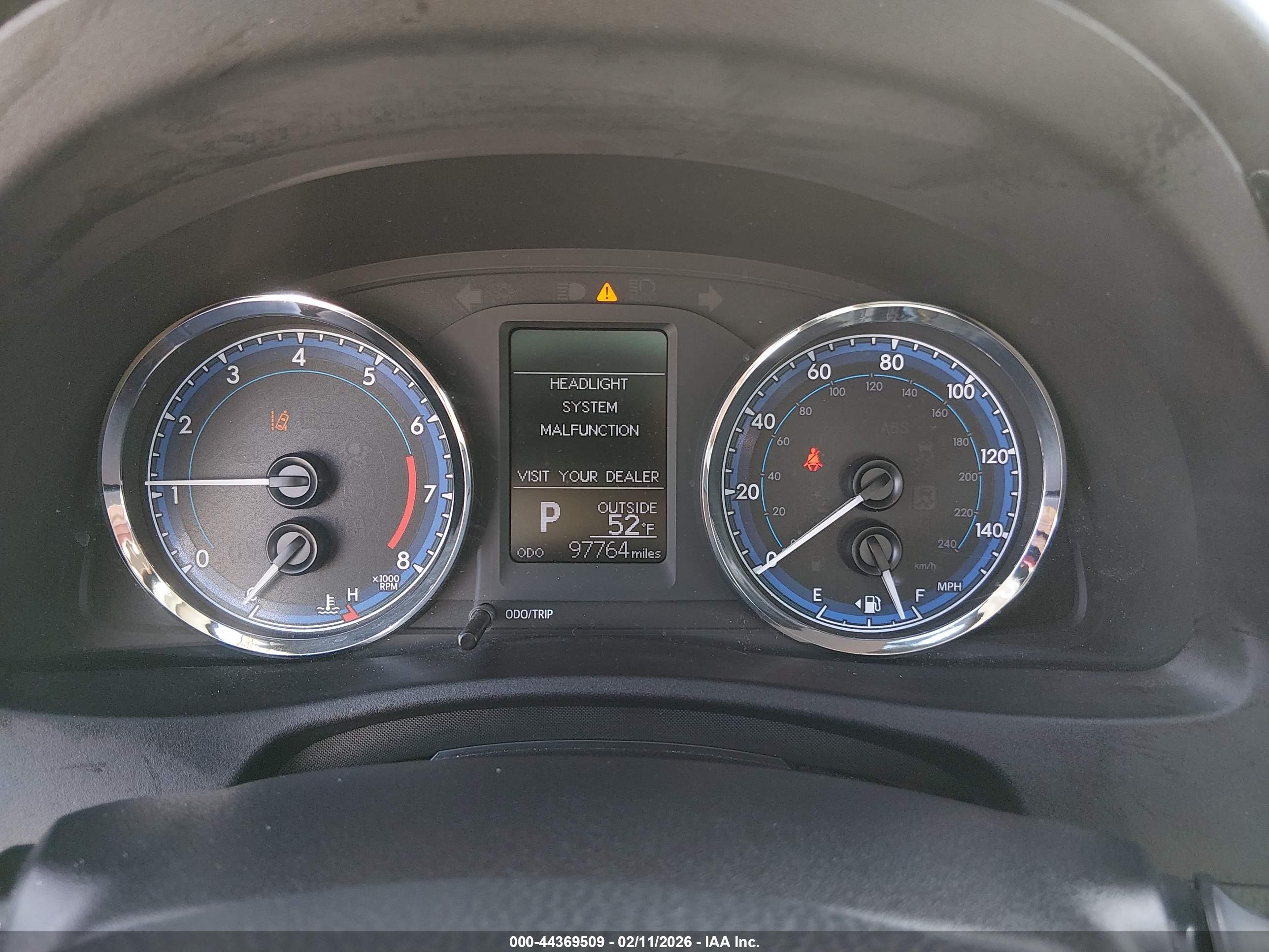 TOYOTA COROLLA image 7