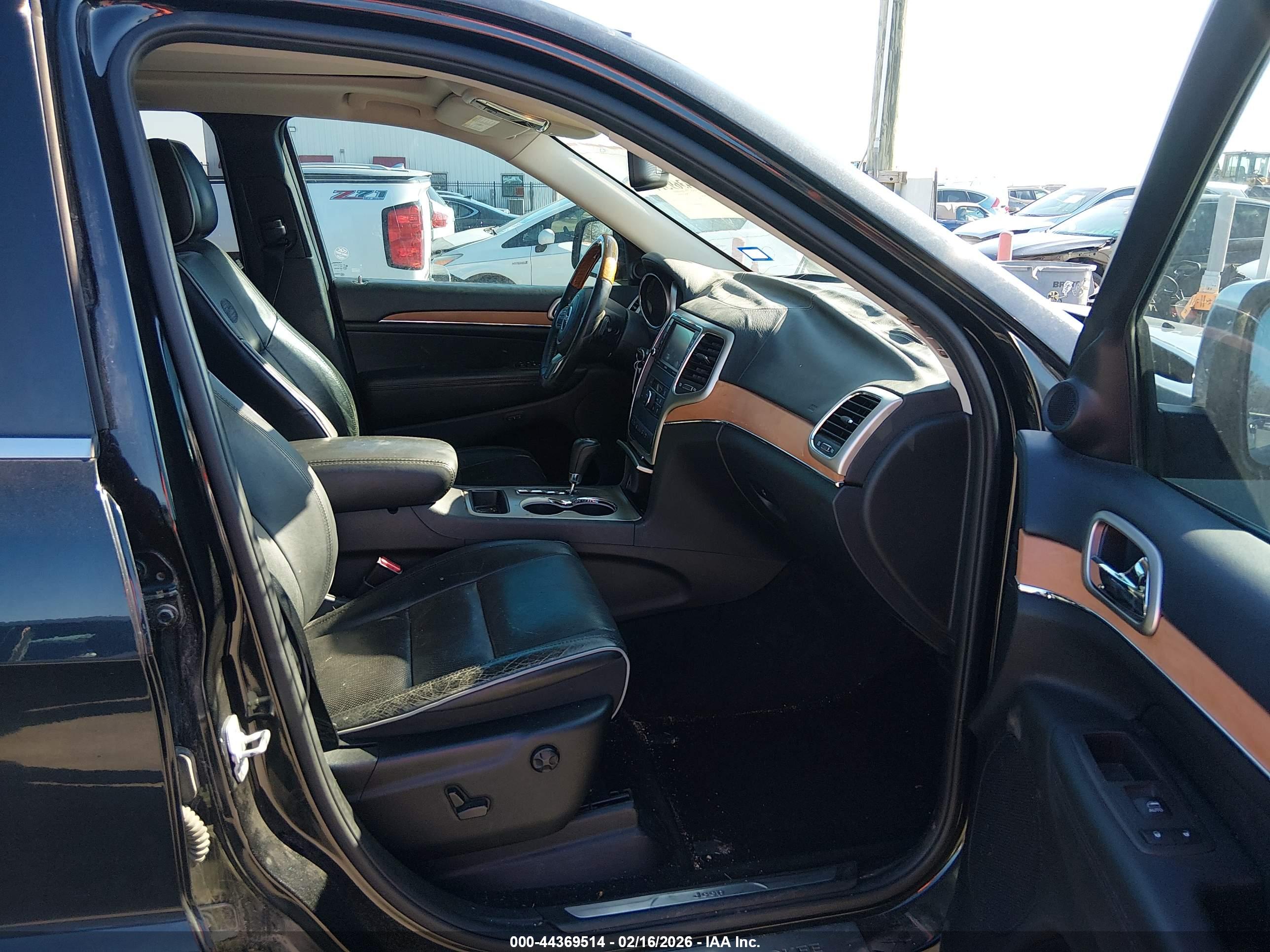 JEEP GRAND image 5