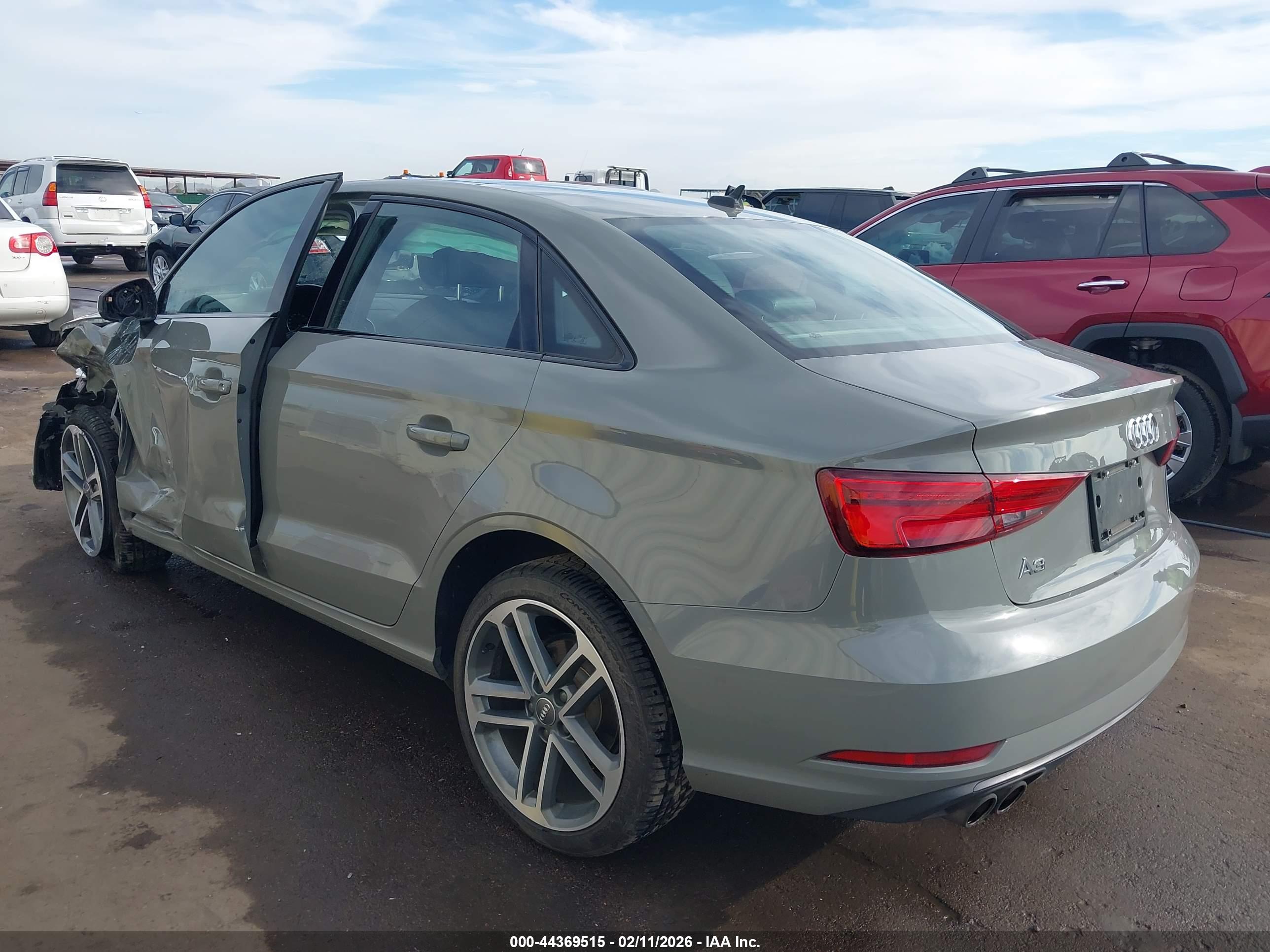 AUDI A3 image 3