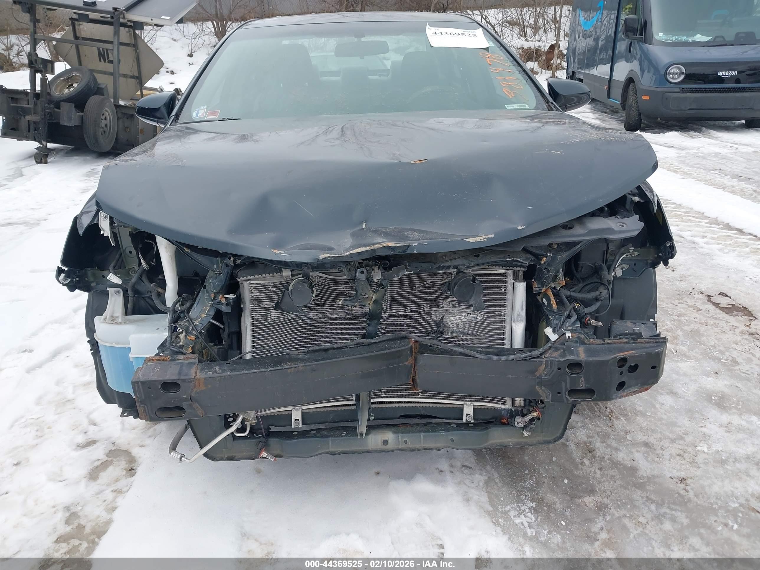 TOYOTA CAMRY image 6