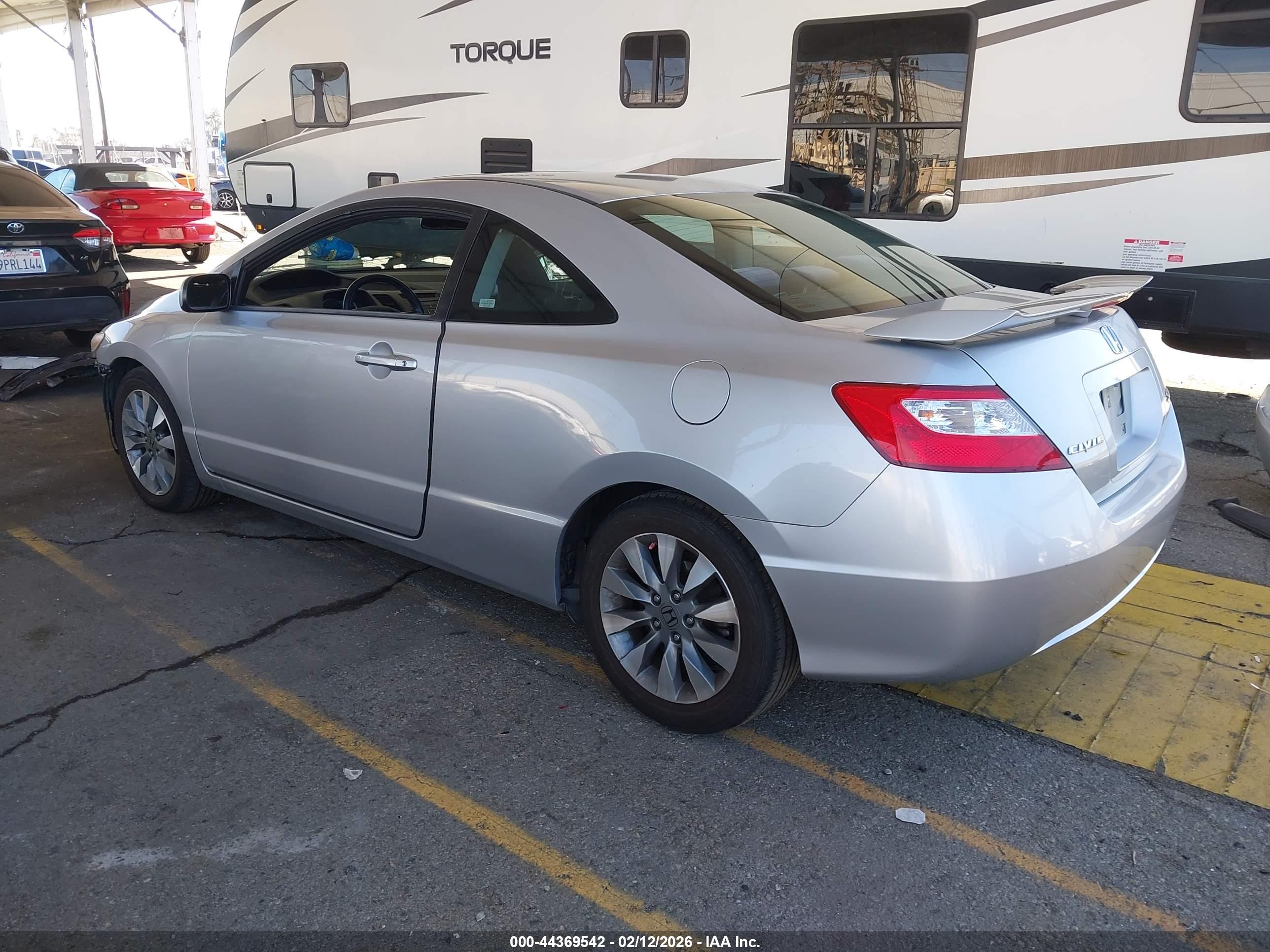HONDA CIVIC image 3