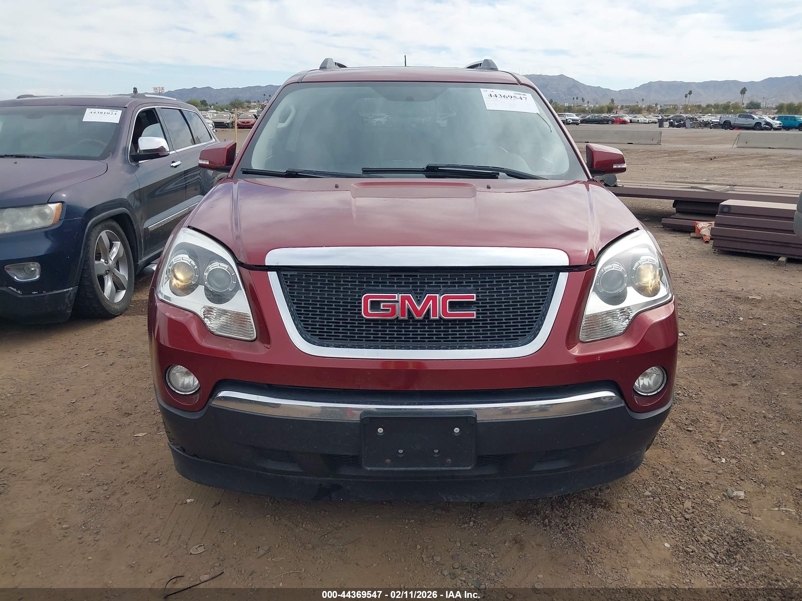 GMC ACADIA image 6