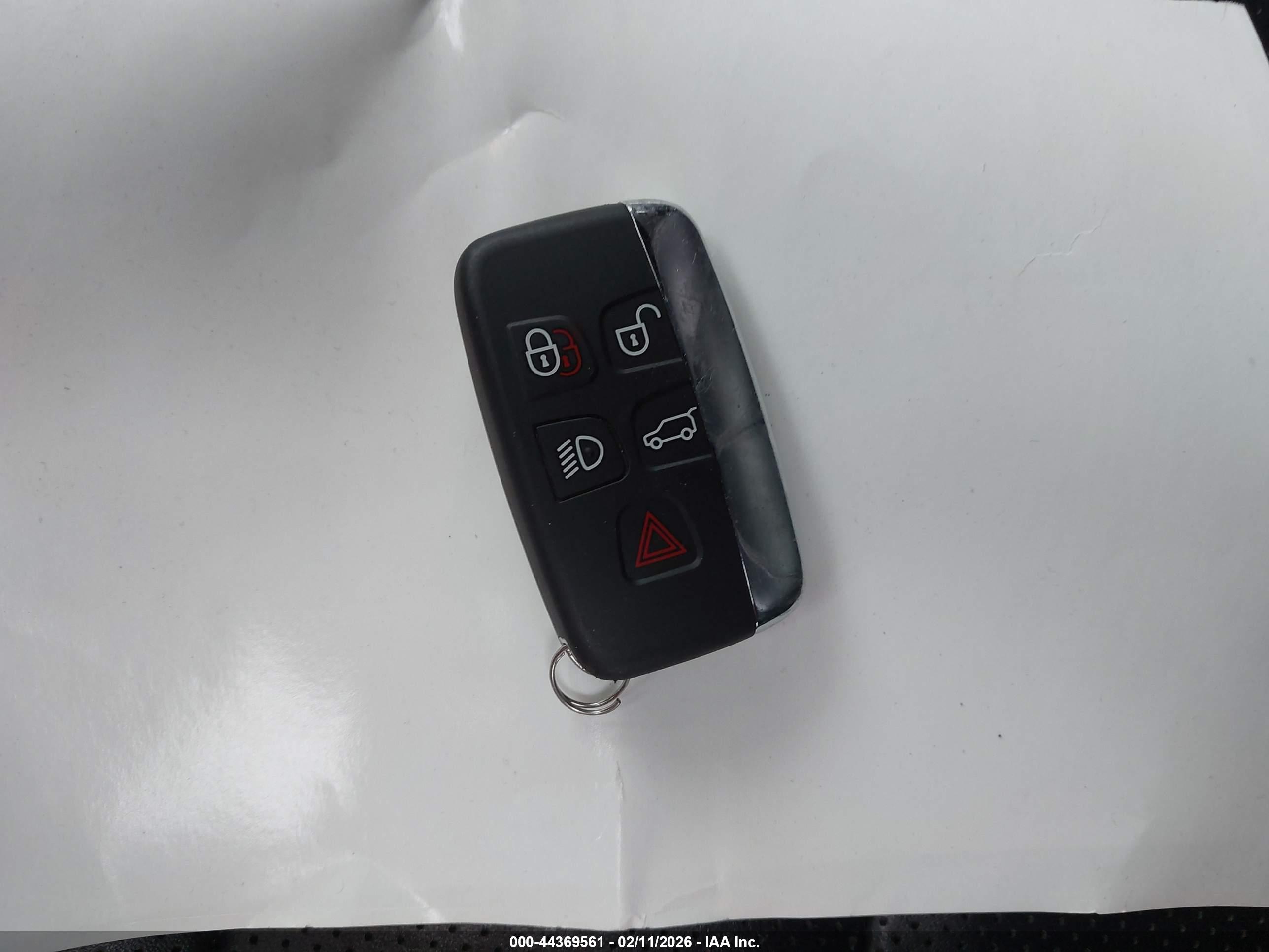 LAND ROVER image 11