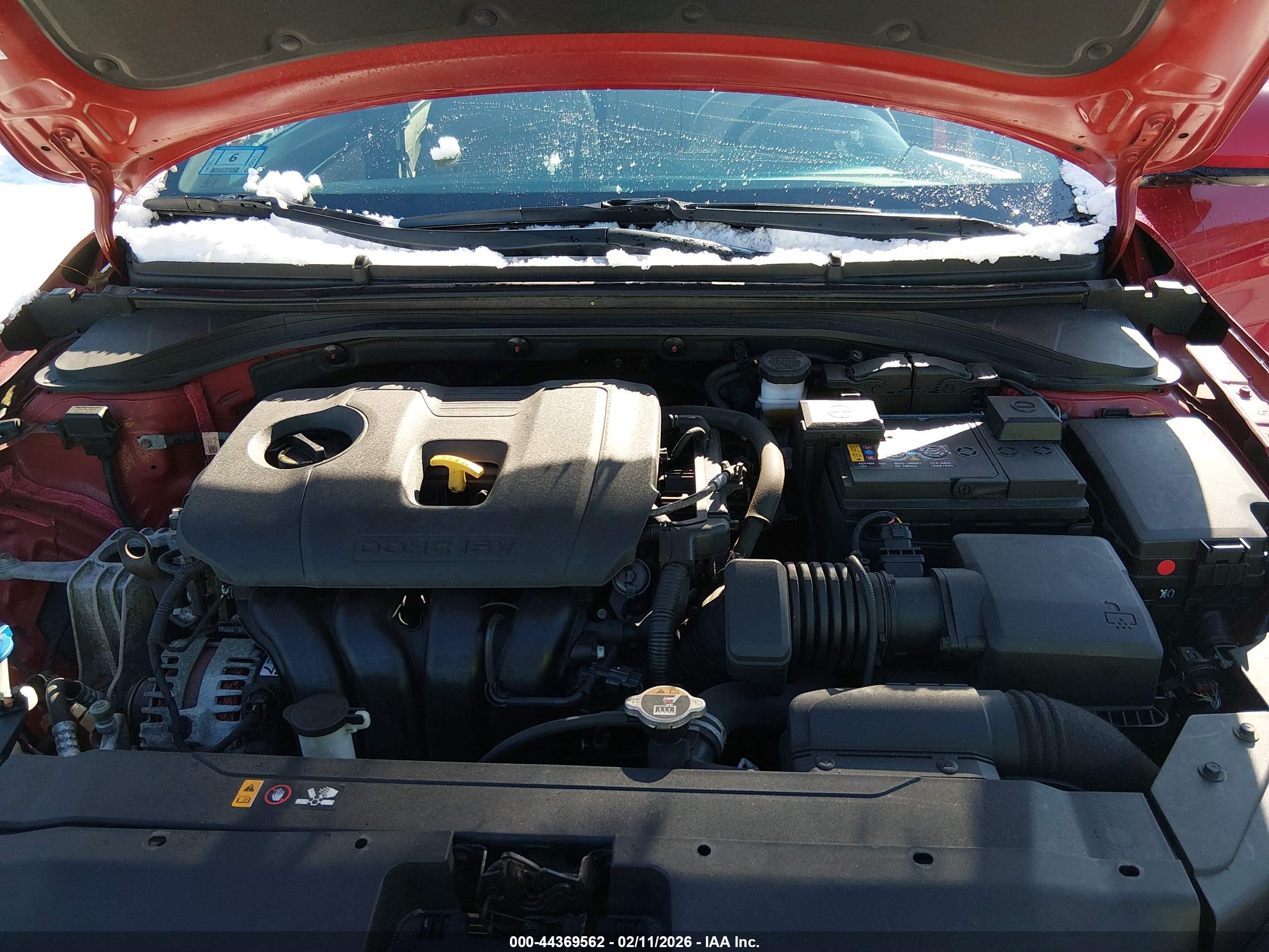 HYUNDAI ELANTRA image 10