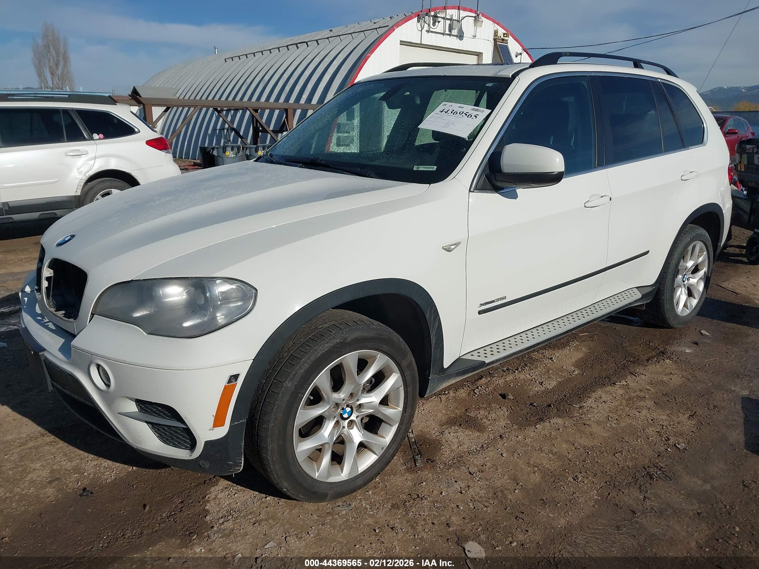 BMW X5 image 2