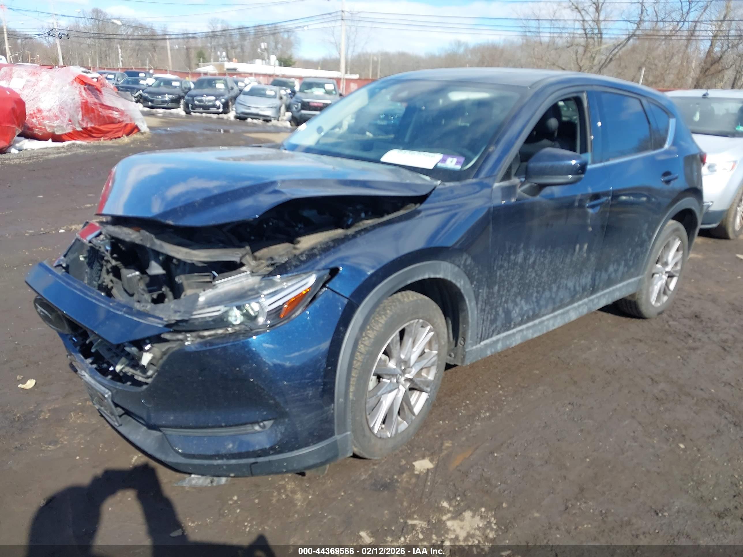MAZDA CX-5 image 2