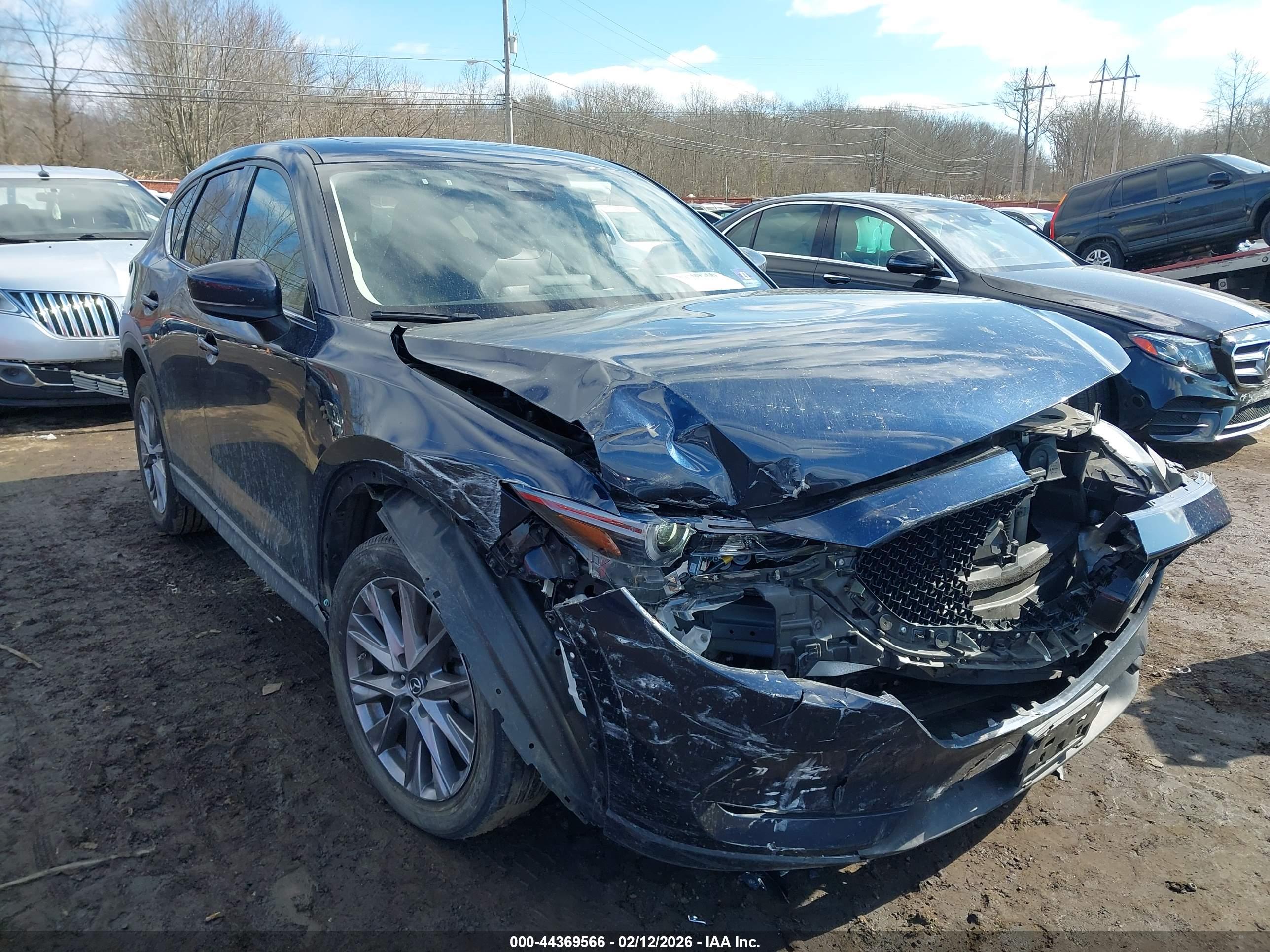 MAZDA CX-5 image 6