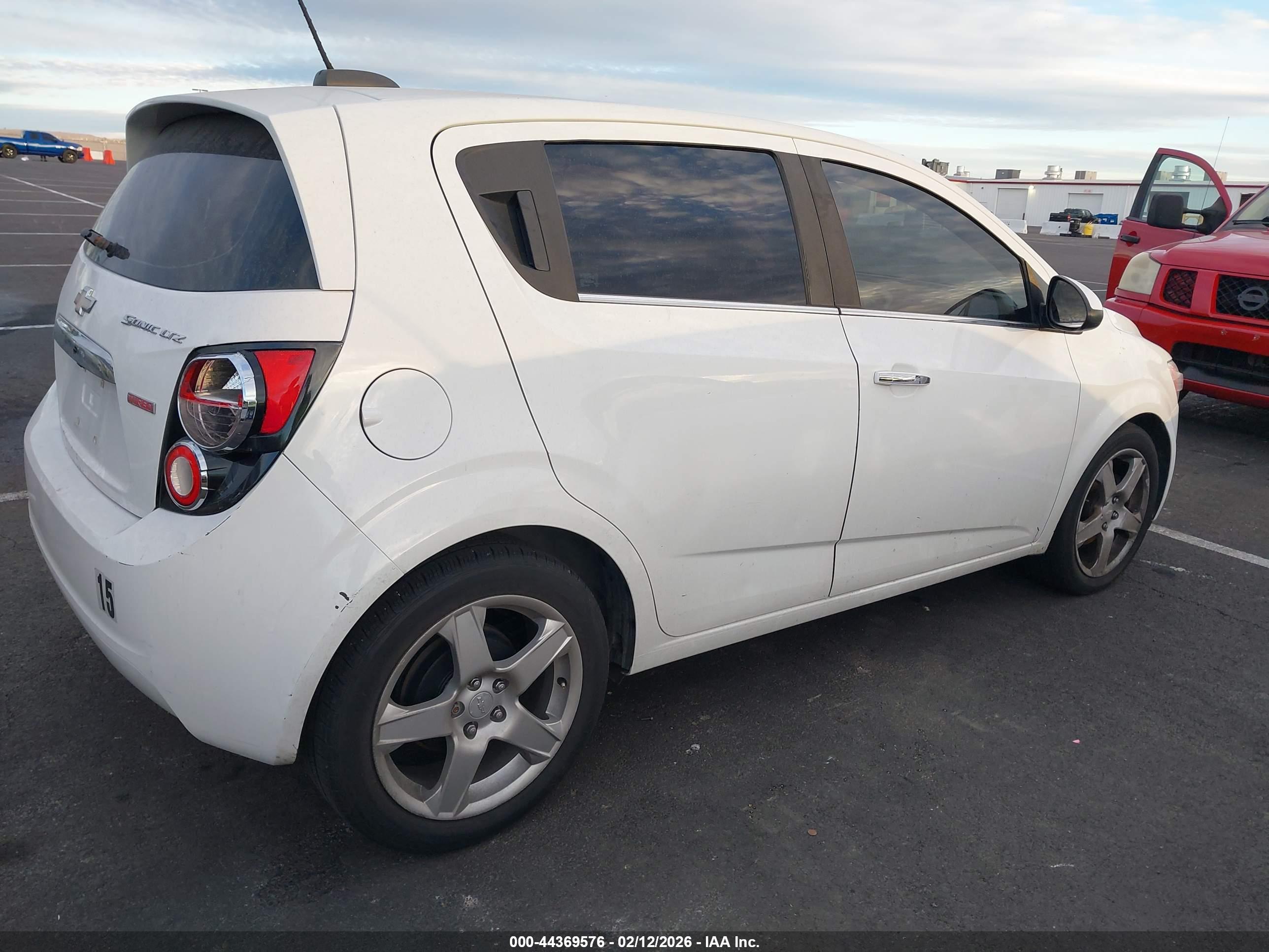CHEVROLET SONIC image 4