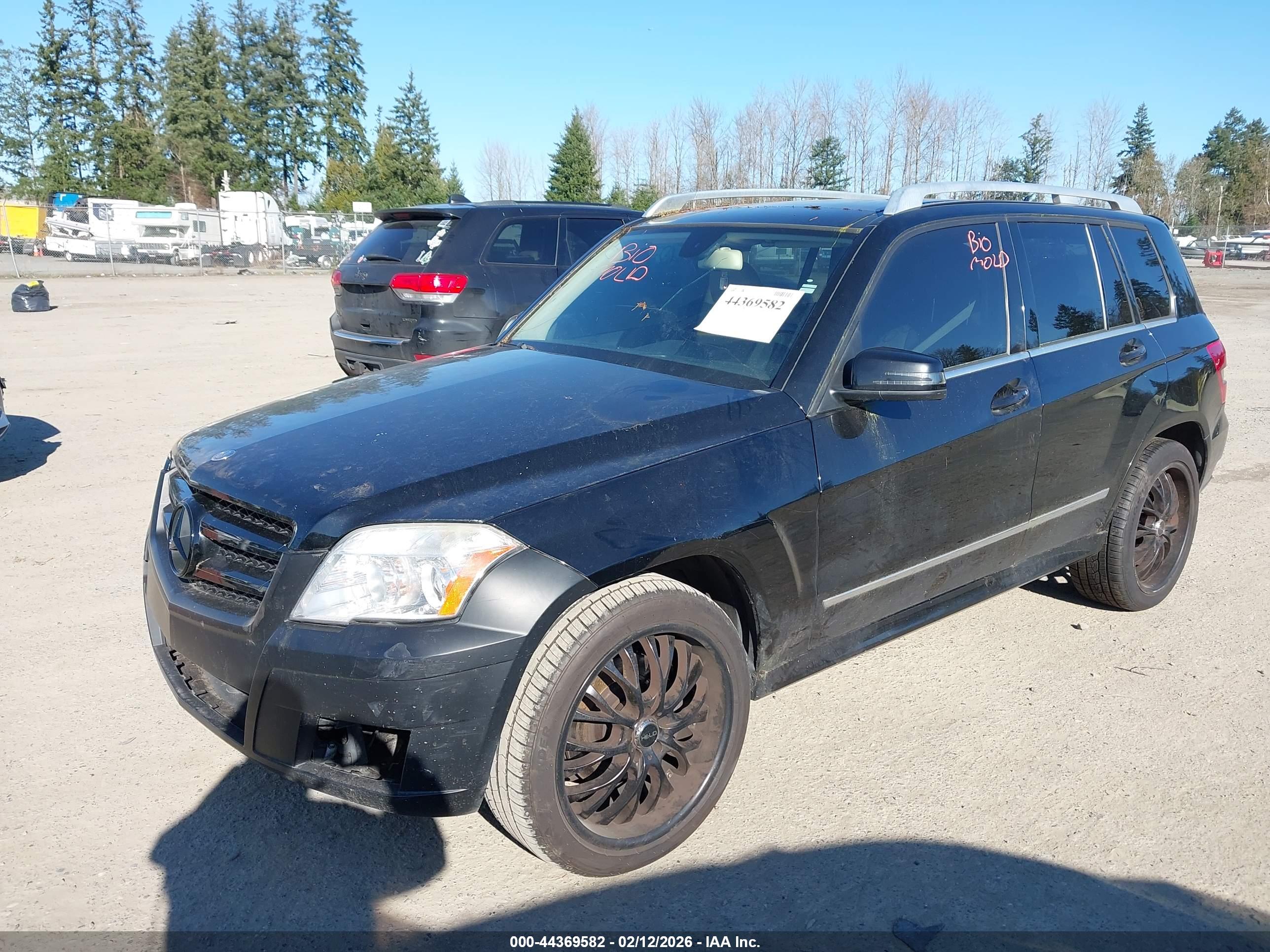 MERCEDES-BENZ GLK image 2